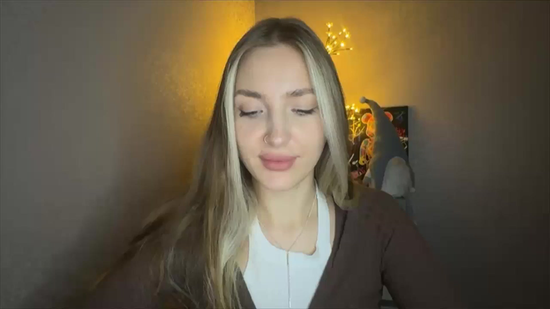 Gallery image thumbnail from My_Diana's myfreecams stream on, 11/03/2024, 20:57 image 9 of 20