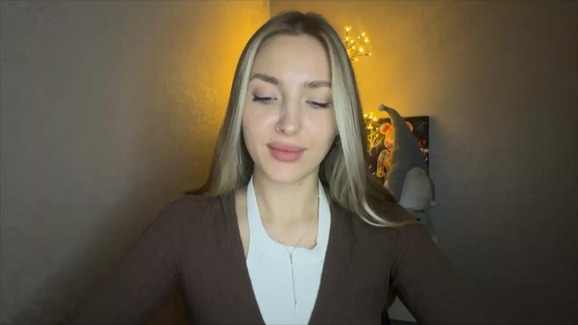 Gallery image thumbnail from My_Diana's myfreecams stream on, 11/03/2024, 20:57 image 18 of 20