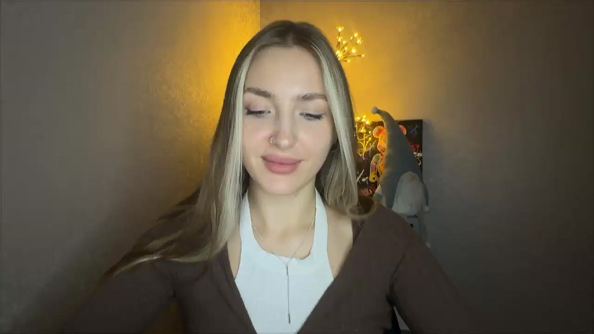 Gallery image thumbnail from My_Diana's myfreecams stream on, 11/03/2024, 21:26 image 3 of 20