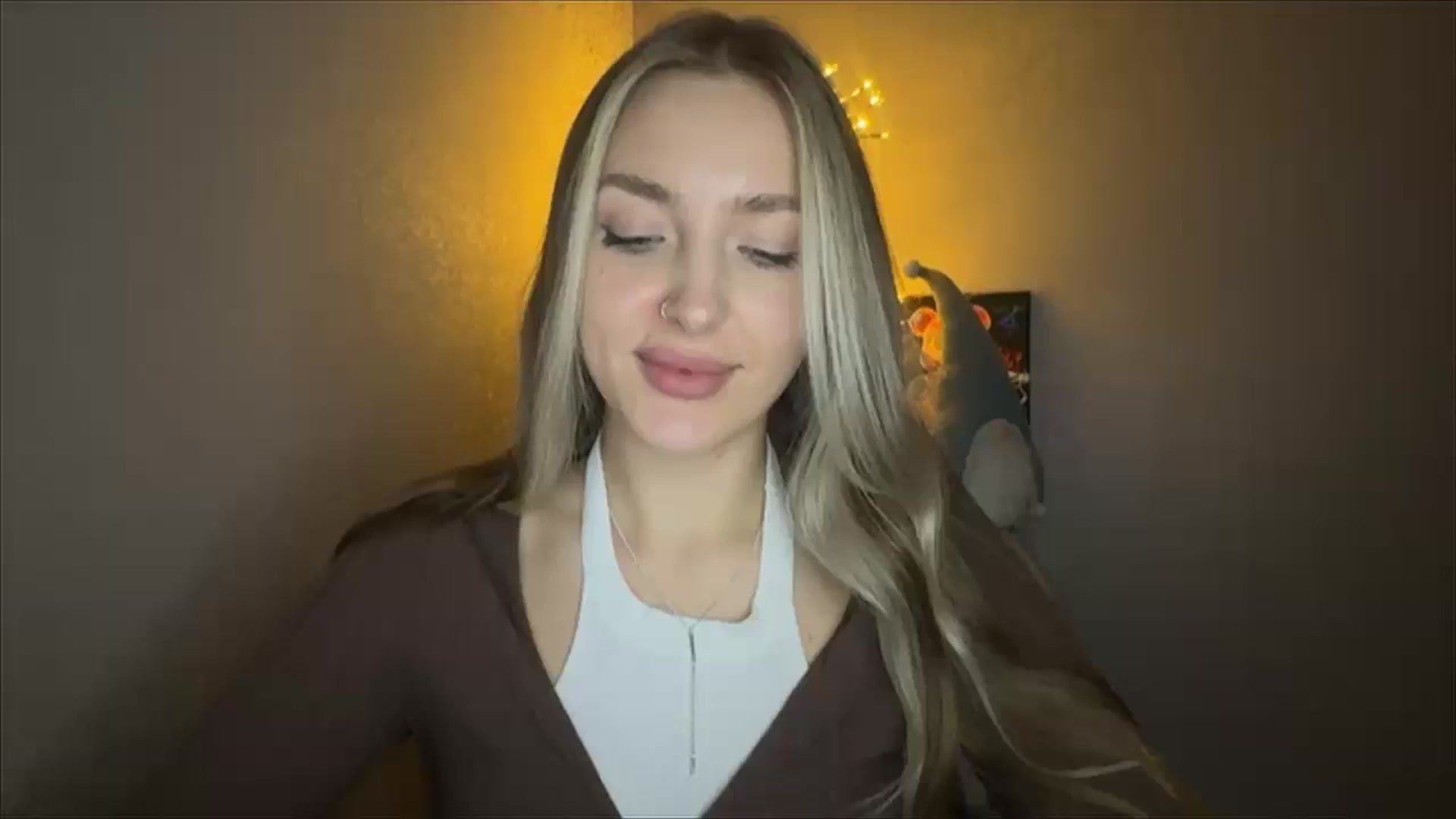 Gallery image thumbnail from My_Diana's myfreecams stream on, 11/03/2024, 21:26 image 15 of 20