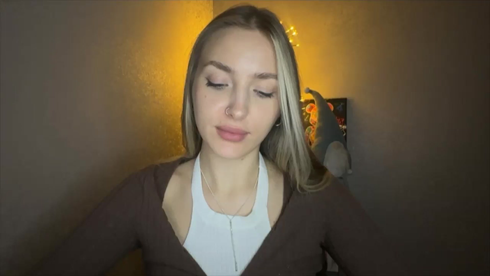 Gallery image thumbnail from My_Diana's myfreecams stream on, 11/03/2024, 21:26 image 19 of 20