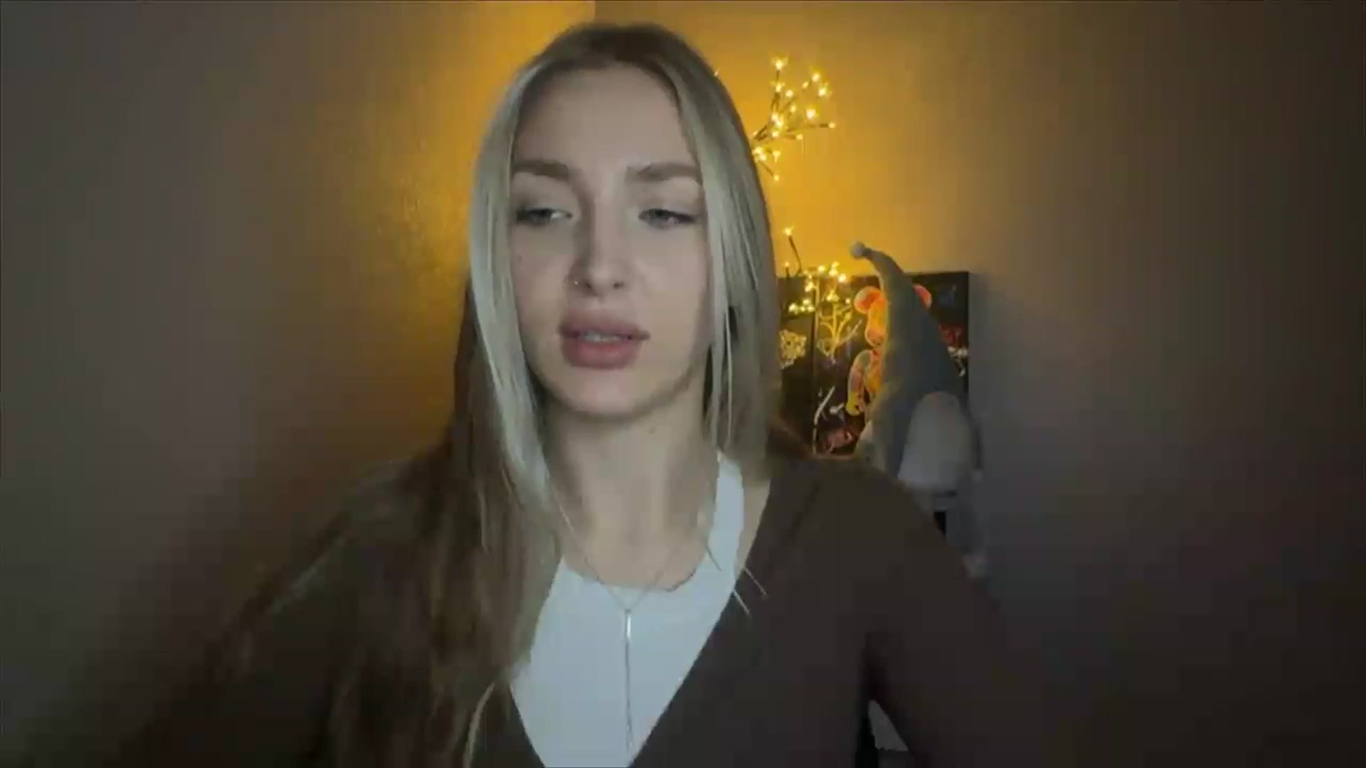 Gallery image thumbnail from My_Diana's myfreecams stream on, 11/03/2024, 22:10 image 9 of 20