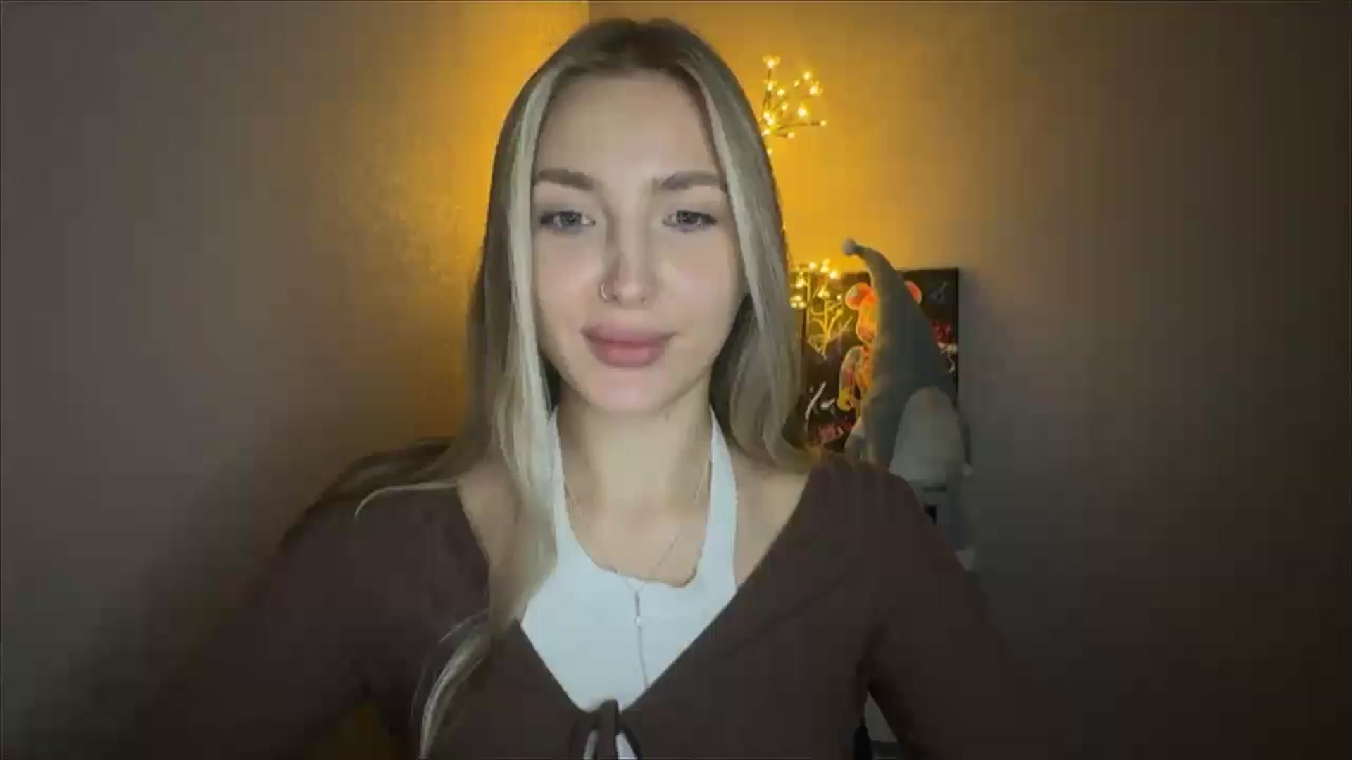 Gallery image thumbnail from My_Diana's myfreecams stream on, 11/03/2024, 22:10 image 11 of 20