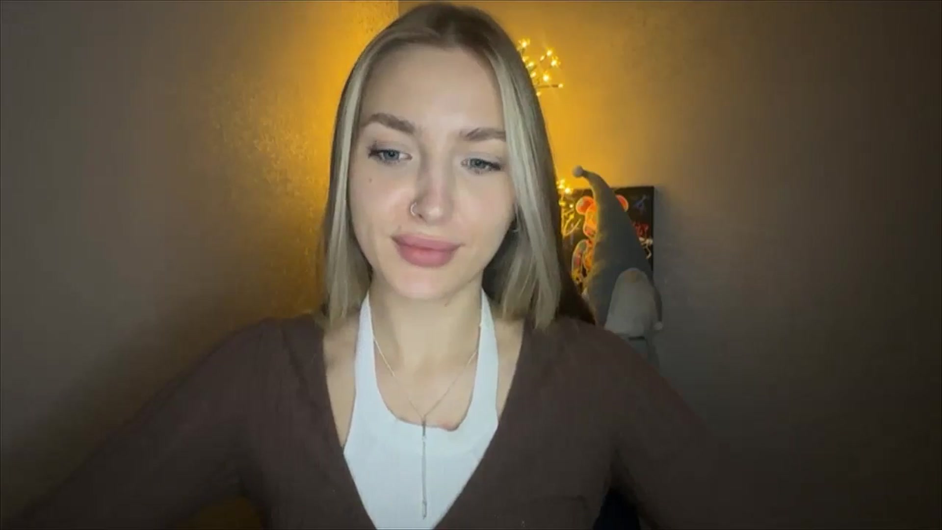 Gallery image thumbnail from My_Diana's myfreecams stream on, 11/03/2024, 22:34 image 17 of 20