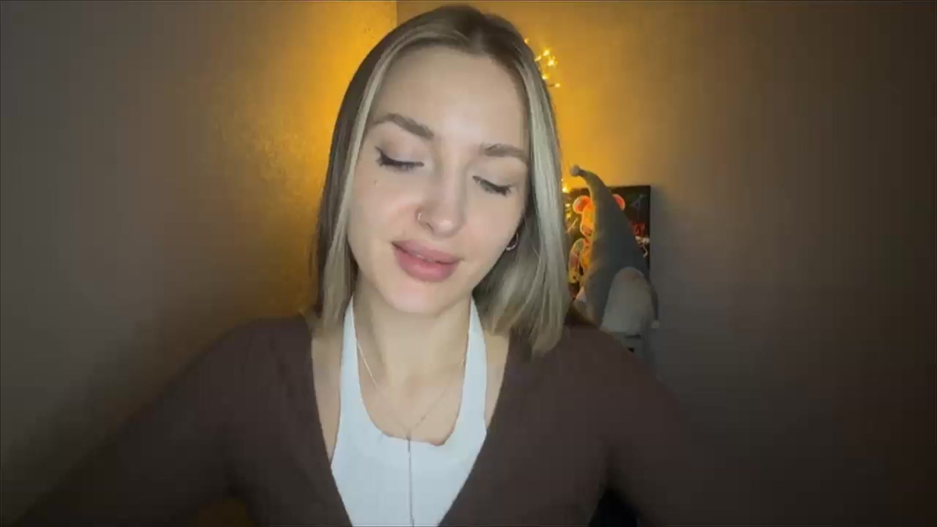 Gallery image thumbnail from My_Diana's myfreecams stream on, 11/03/2024, 22:34 image 18 of 20