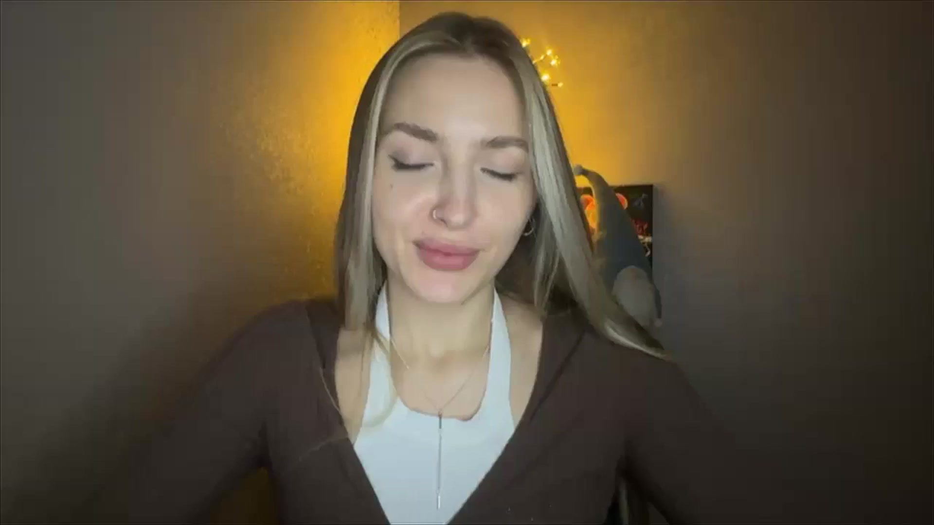 Gallery image thumbnail from My_Diana's myfreecams stream on, 11/03/2024, 22:34 image 13 of 20
