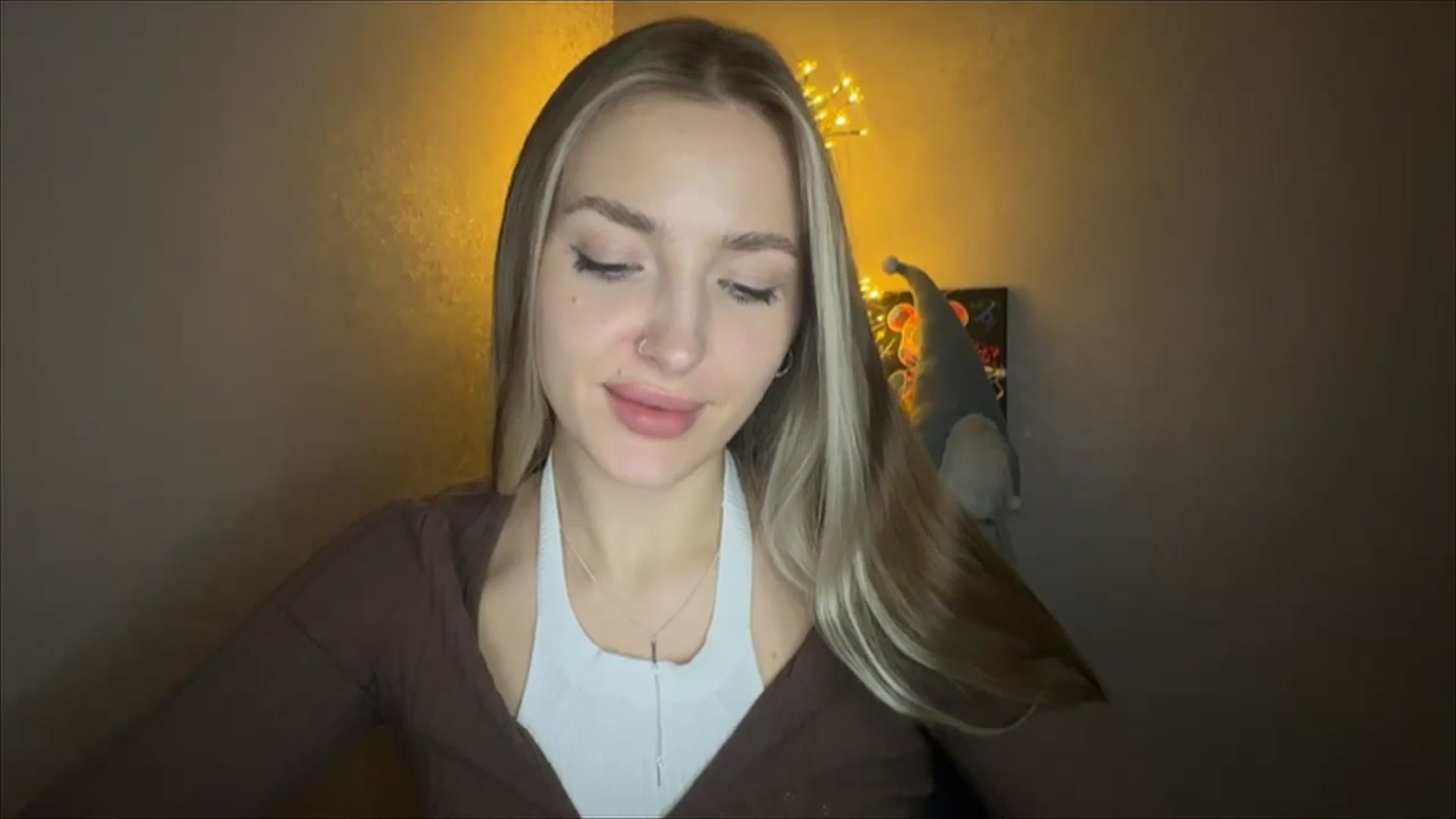 Gallery image thumbnail from My_Diana's myfreecams stream on, 11/03/2024, 23:03 image 9 of 20