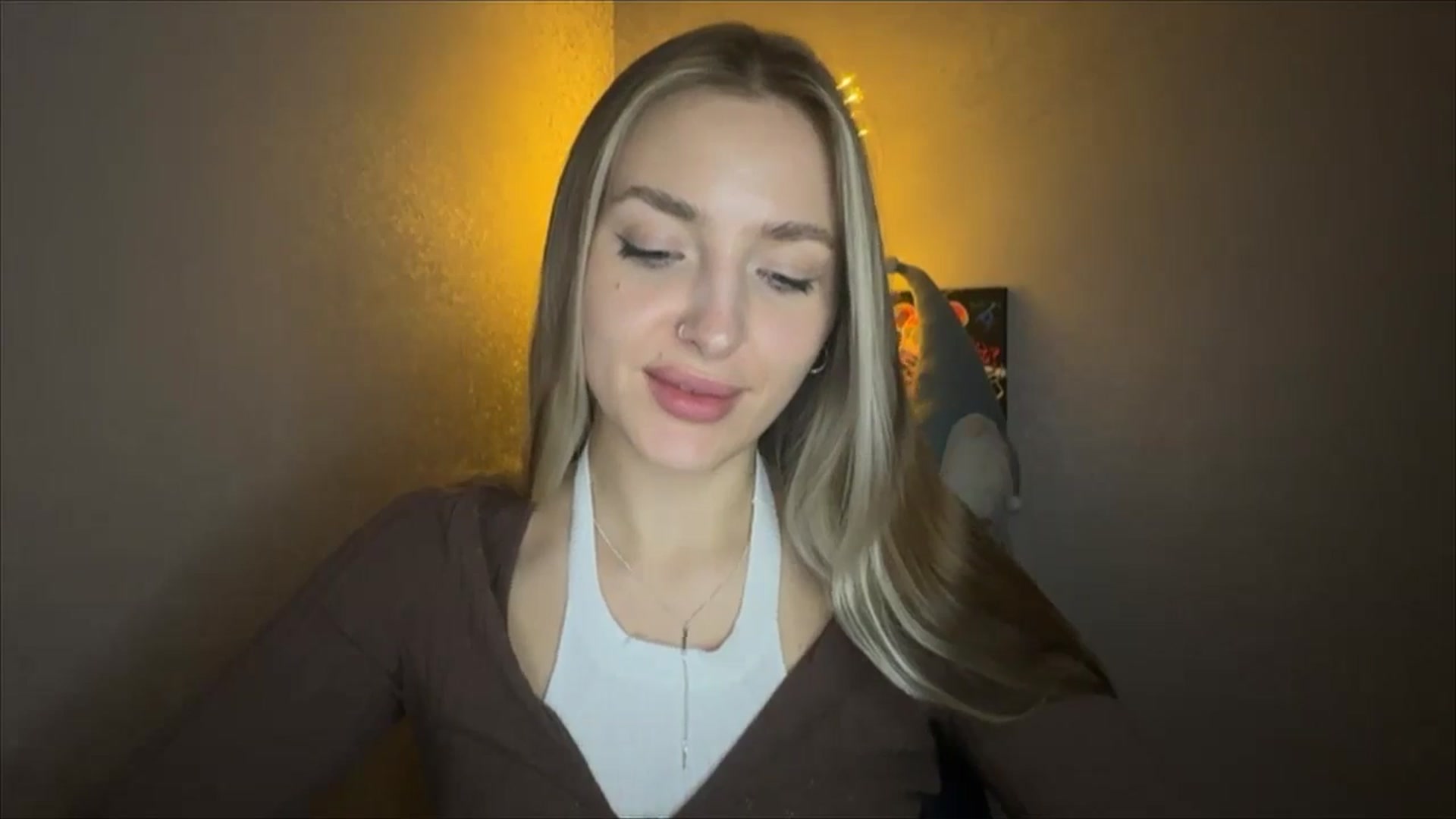Gallery image thumbnail from My_Diana's myfreecams stream on, 11/03/2024, 23:03 image 10 of 20