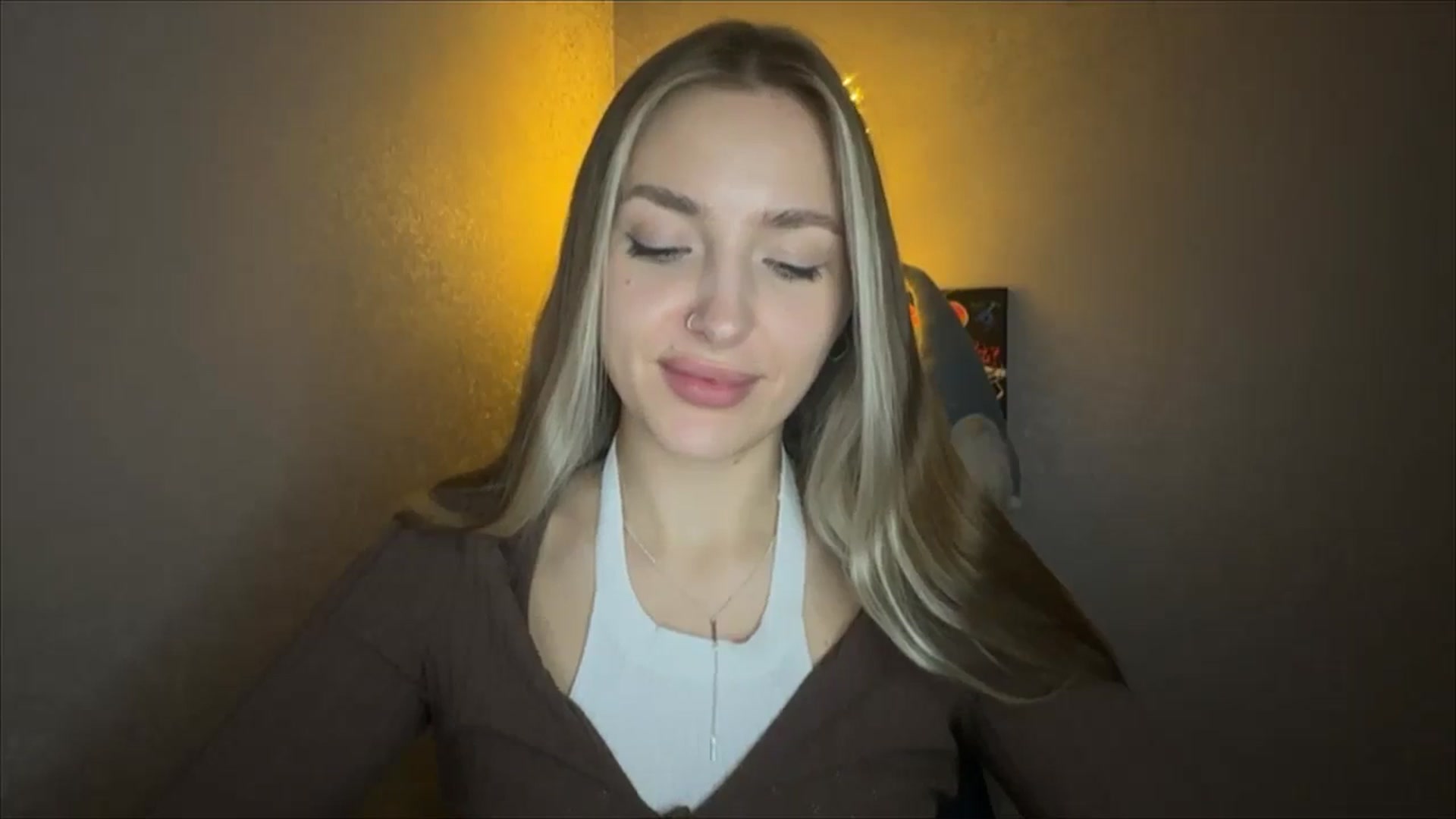 Gallery image thumbnail from My_Diana's myfreecams stream on, 11/03/2024, 23:03 image 7 of 20