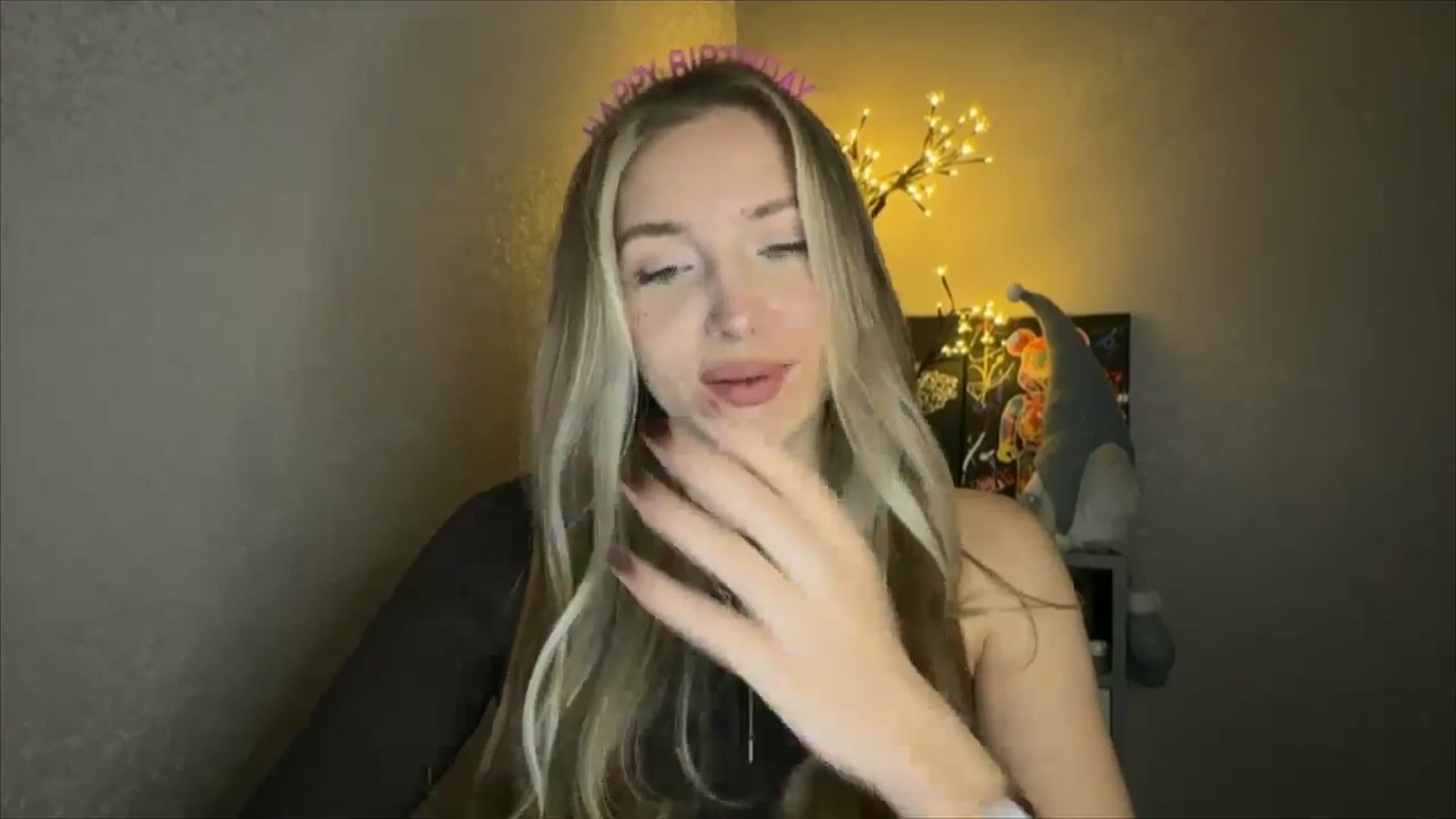 Gallery image thumbnail from My_Diana's myfreecams stream on, 11/05/2024, 20:39 image 4 of 20