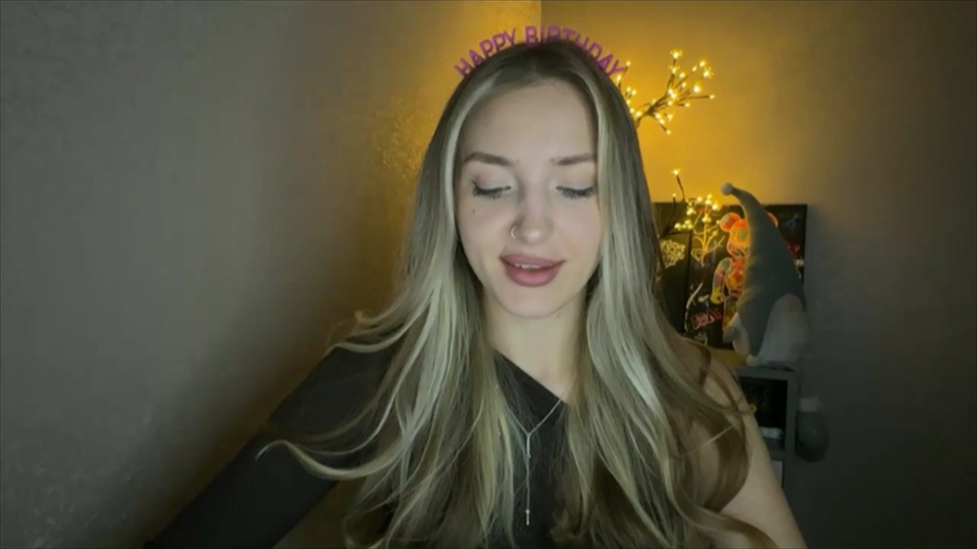 Gallery image thumbnail from My_Diana's myfreecams stream on, 11/05/2024, 20:39 image 13 of 20