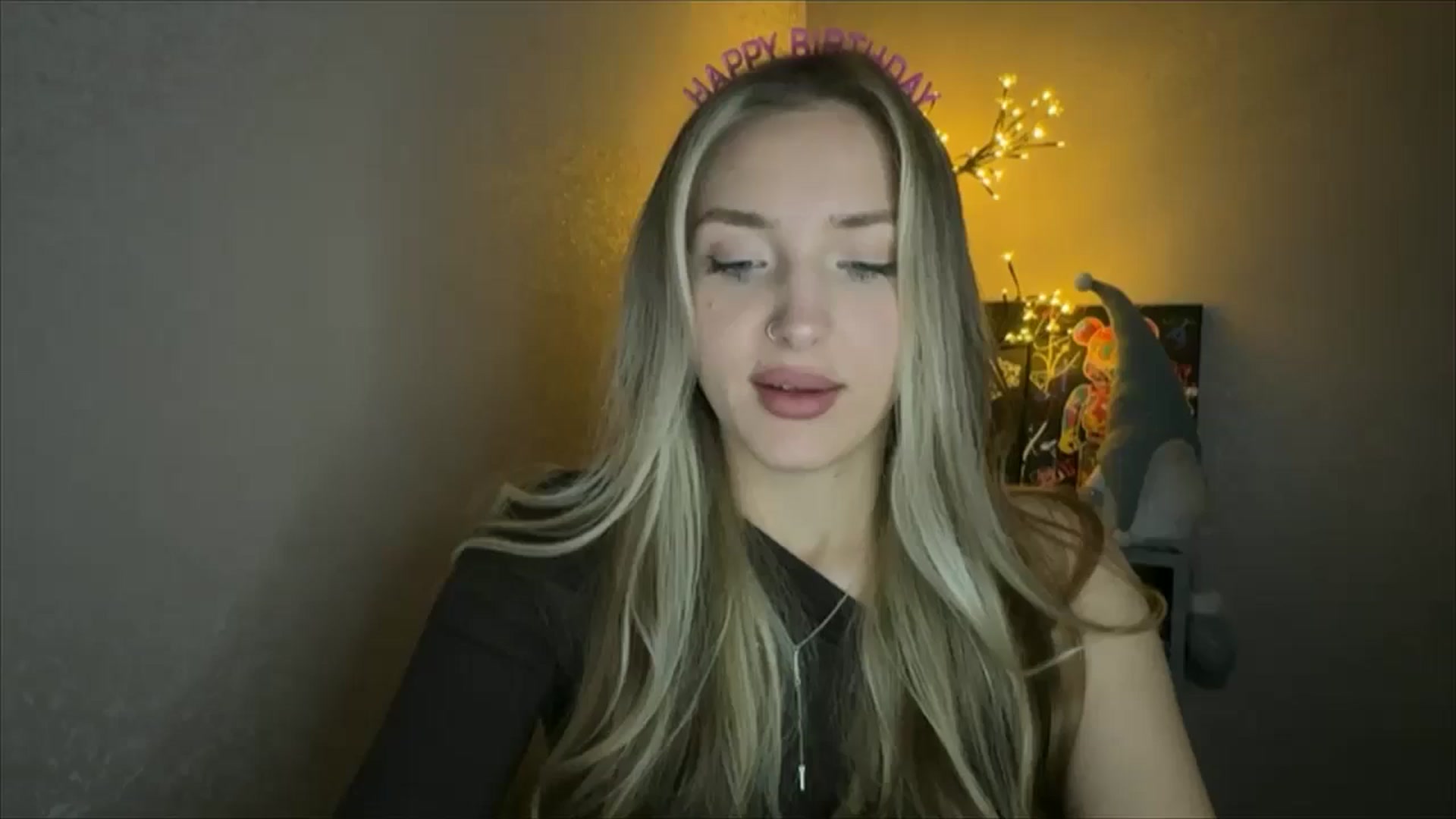 Gallery image thumbnail from My_Diana's myfreecams stream on, 11/05/2024, 20:39 image 15 of 20