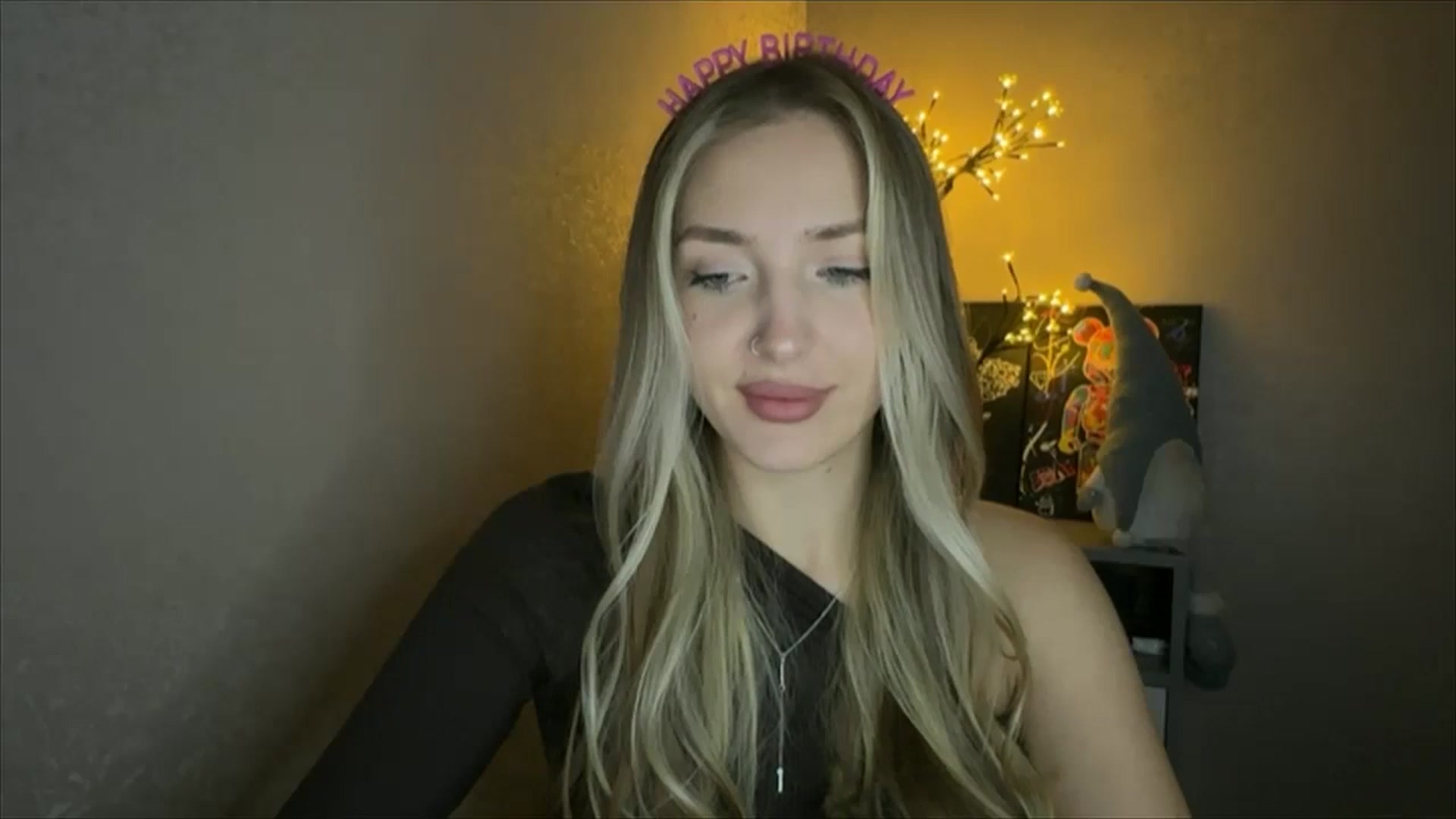 Gallery image thumbnail from My_Diana's myfreecams stream on, 11/05/2024, 20:39 image 9 of 20