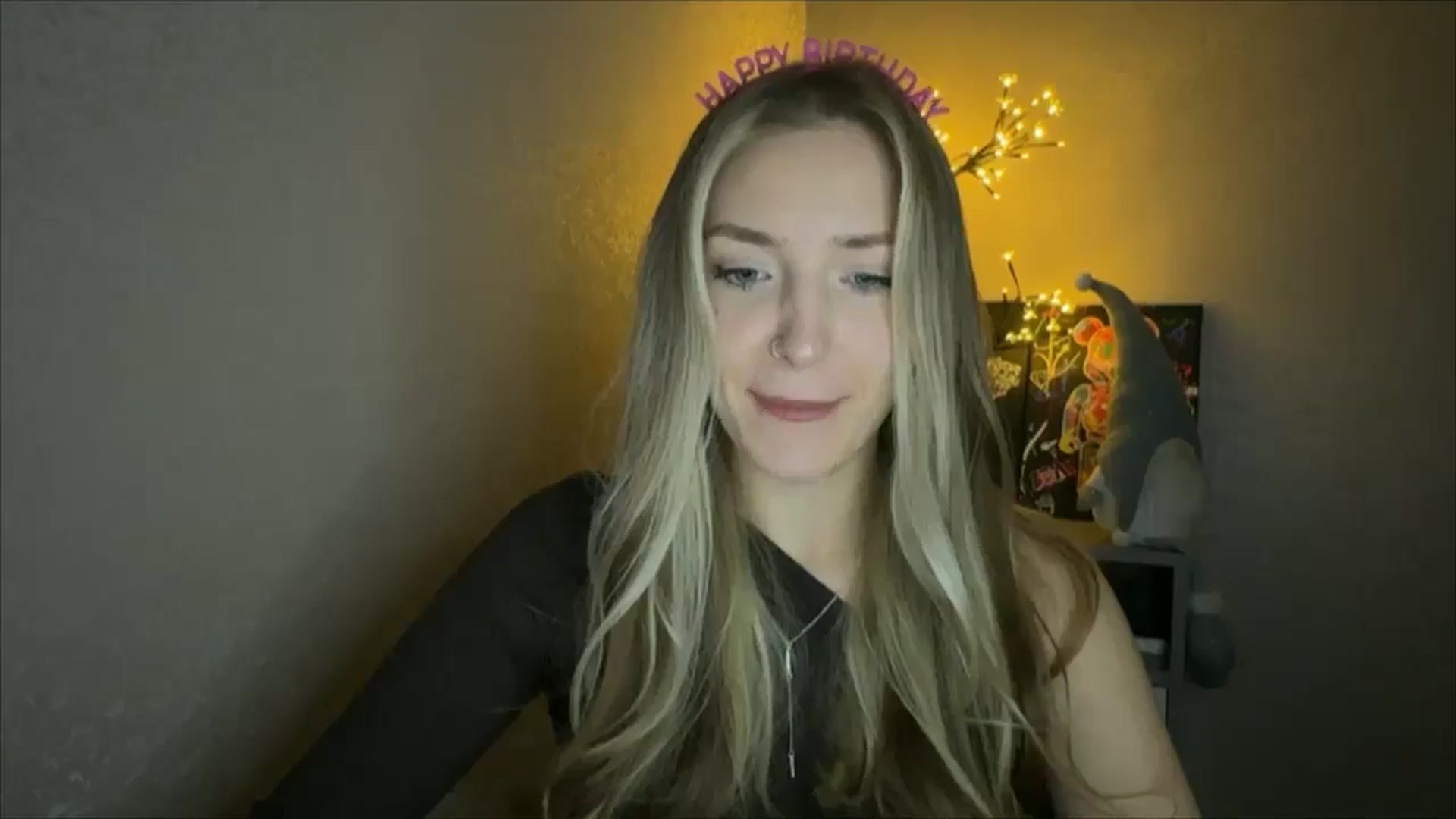 Gallery image thumbnail from My_Diana's myfreecams stream on, 11/05/2024, 20:39 image 16 of 20