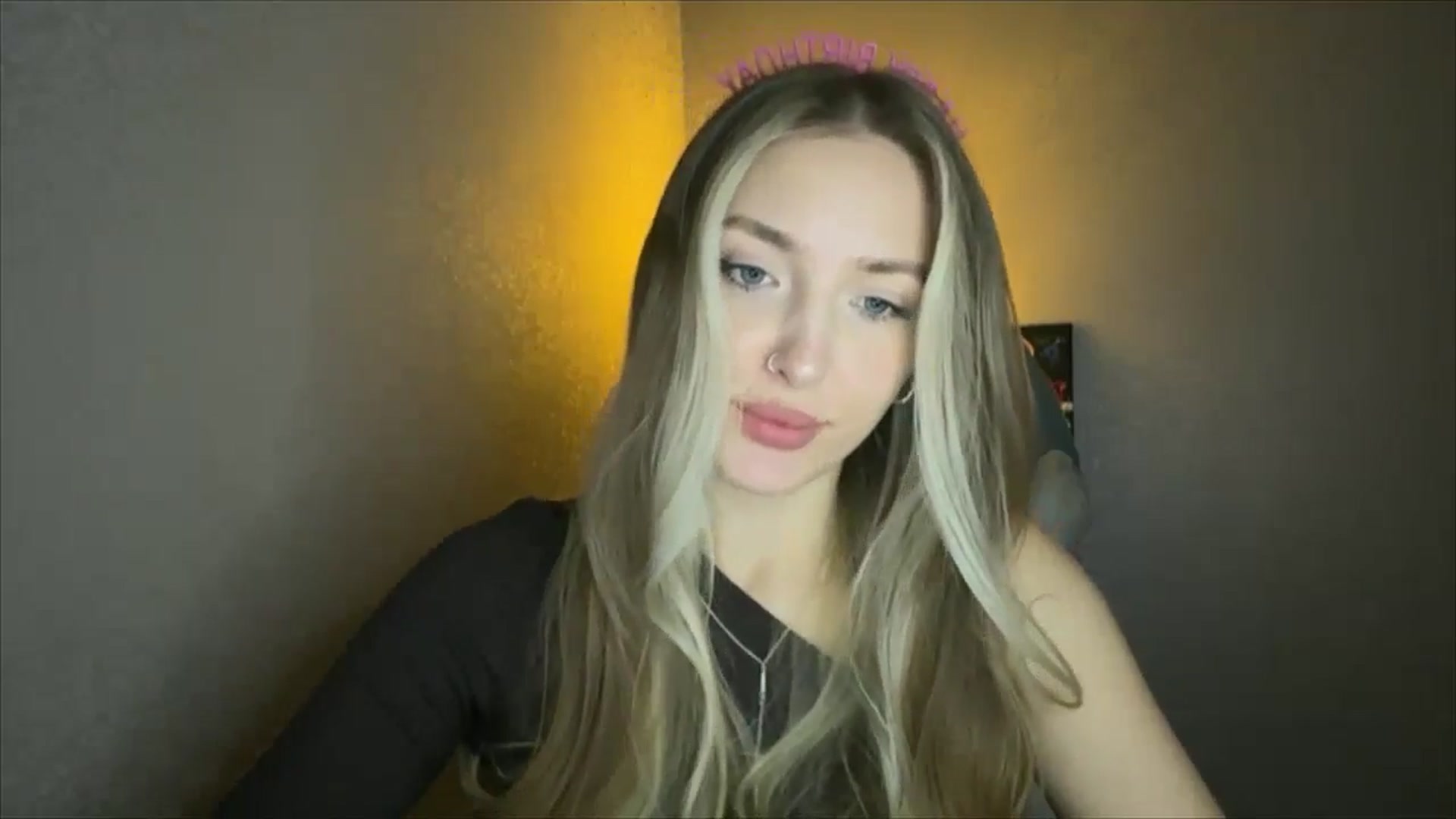 Gallery image thumbnail from My_Diana's myfreecams stream on, 11/05/2024, 23:50 image 6 of 20