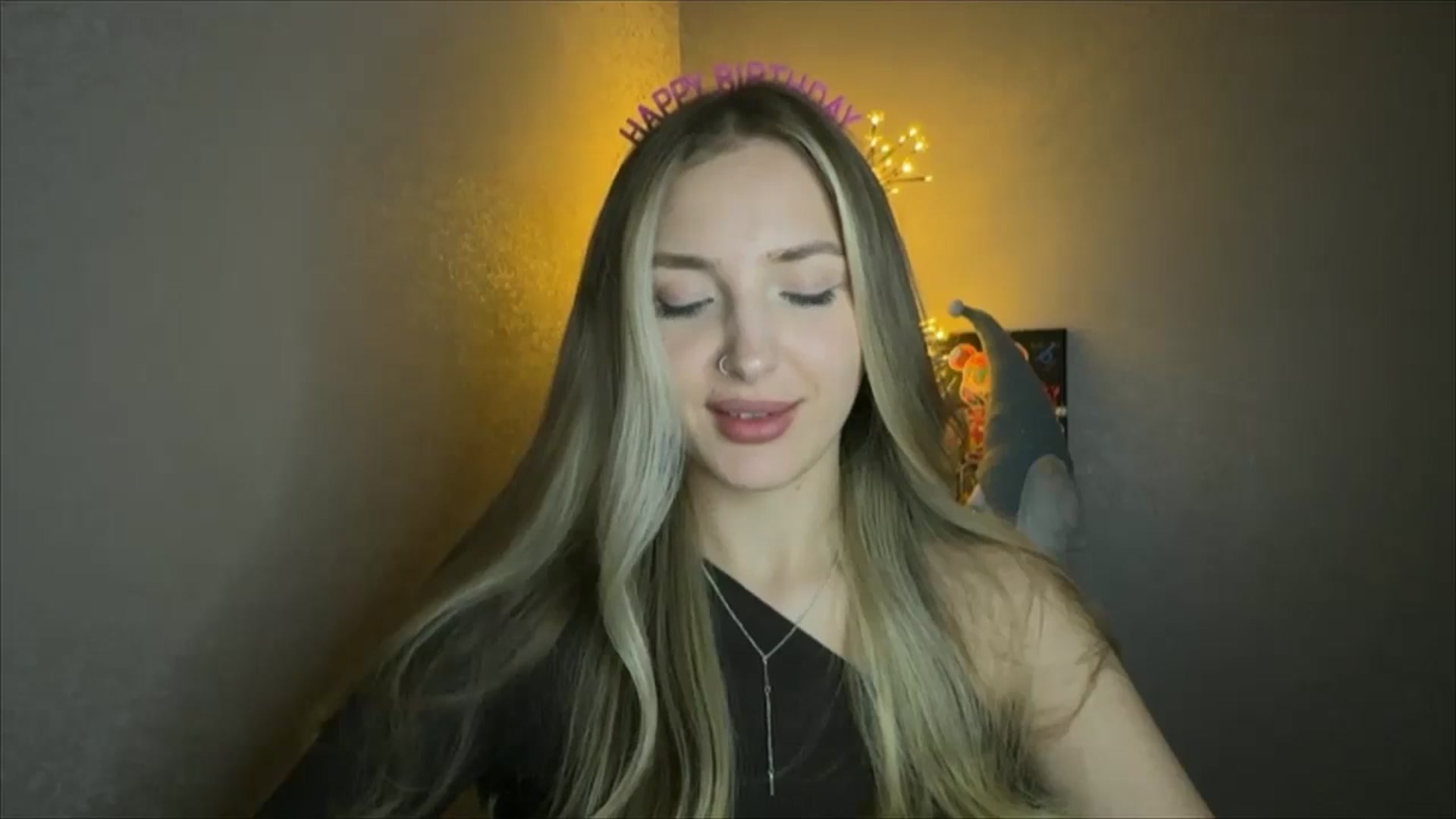 Gallery image thumbnail from My_Diana's myfreecams stream on, 11/05/2024, 23:50 image 13 of 20
