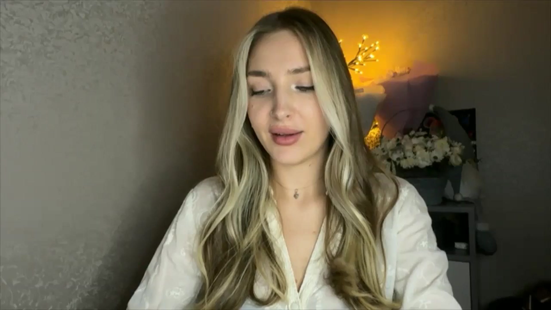 Gallery image thumbnail from My_Diana's myfreecams stream on, 11/06/2024, 23:23 image 6 of 20
