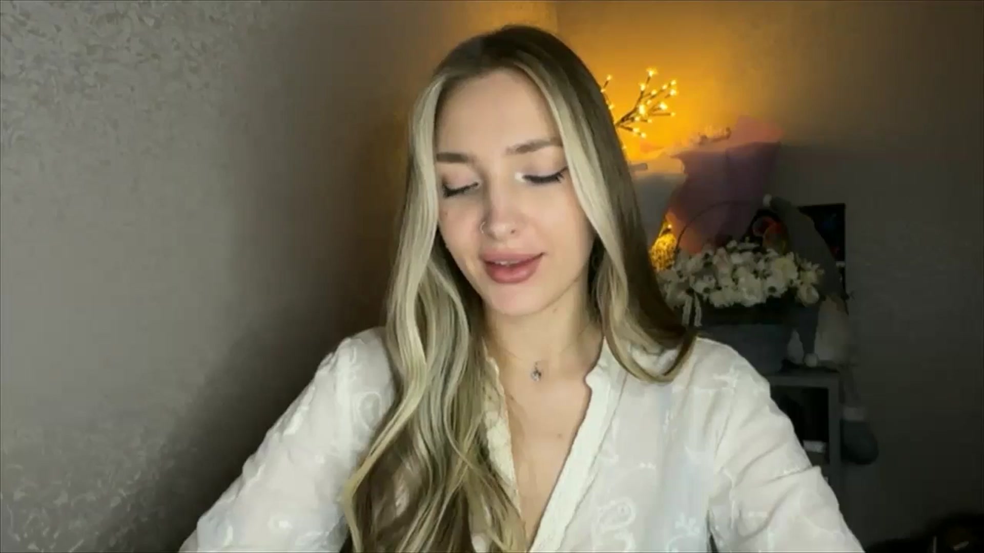 Gallery image thumbnail from My_Diana's myfreecams stream on, 11/06/2024, 23:23 image 17 of 20