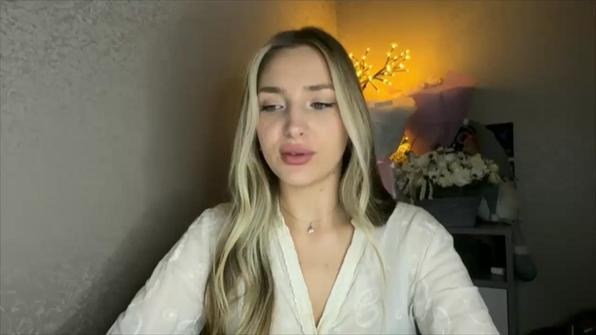 Gallery image thumbnail from My_Diana's myfreecams stream on, 11/06/2024, 23:23 image 2 of 20