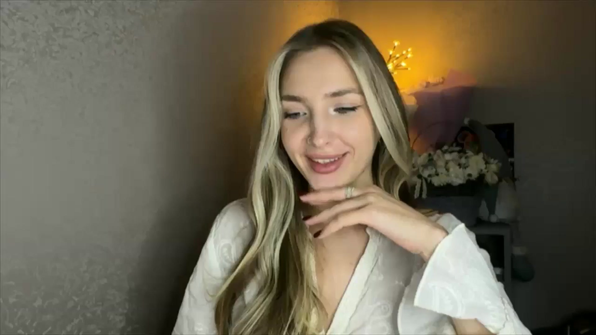Gallery image thumbnail from My_Diana's myfreecams stream on, 11/06/2024, 23:23 image 19 of 20