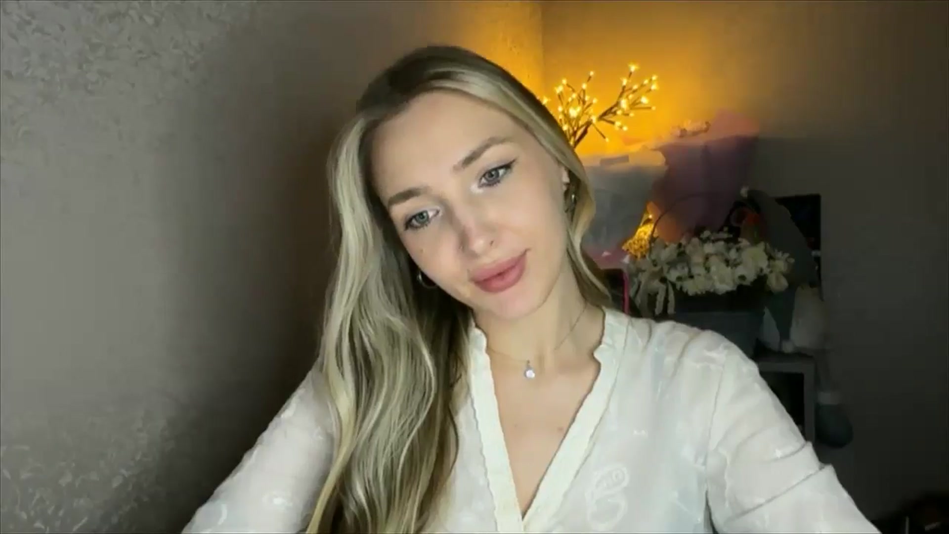 Gallery image thumbnail from My_Diana's myfreecams stream on, 11/06/2024, 23:48 image 7 of 20