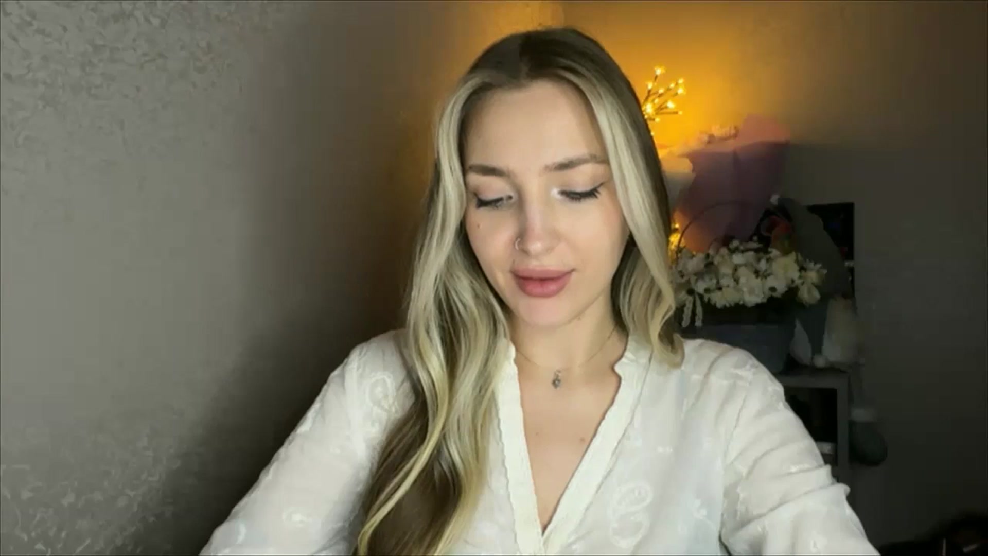 Gallery image thumbnail from My_Diana's myfreecams stream on, 11/06/2024, 23:48 image 6 of 20