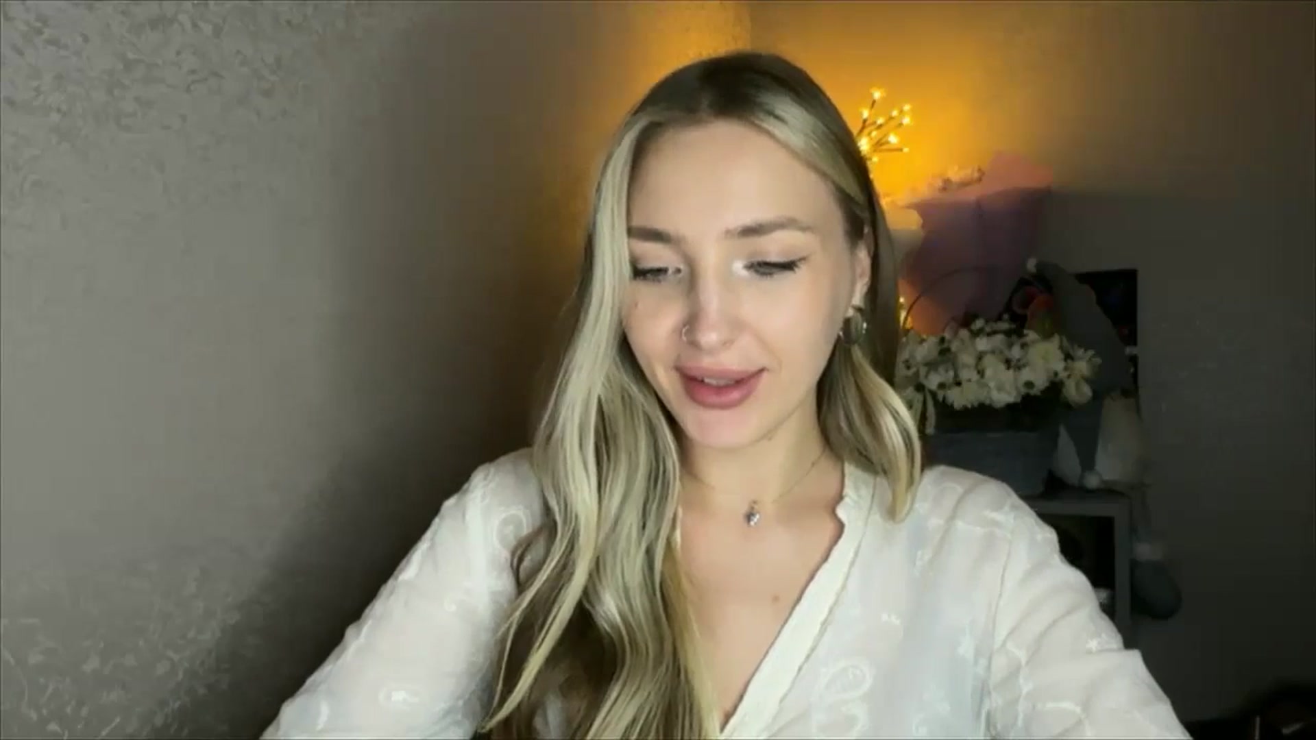 Gallery image thumbnail from My_Diana's myfreecams stream on, 11/06/2024, 23:48 image 16 of 20