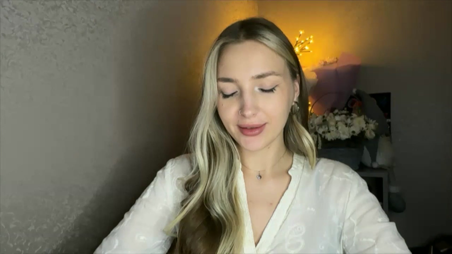 Gallery image thumbnail from My_Diana's myfreecams stream on, 11/06/2024, 23:48 image 13 of 20