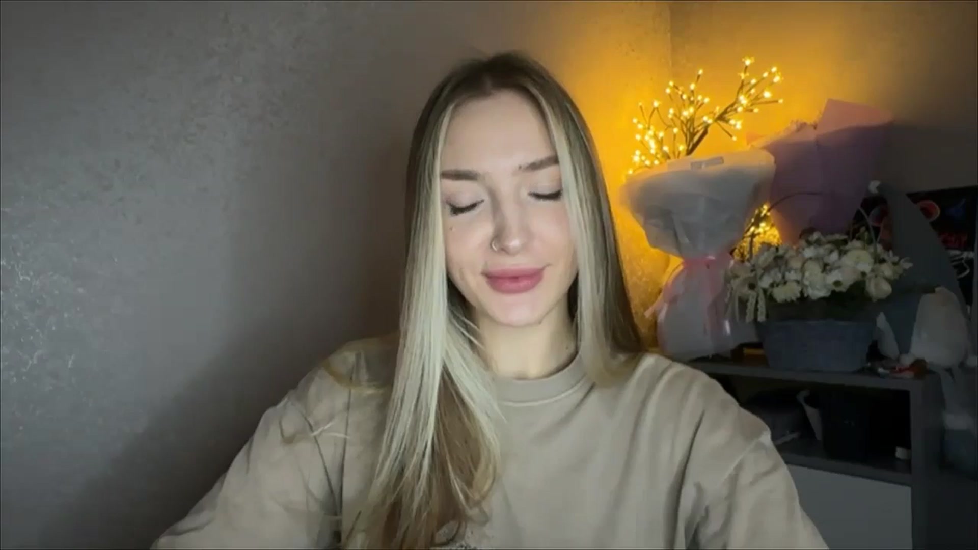 Gallery image thumbnail from My_Diana's myfreecams stream on, 11/07/2024, 15:04 image 13 of 20