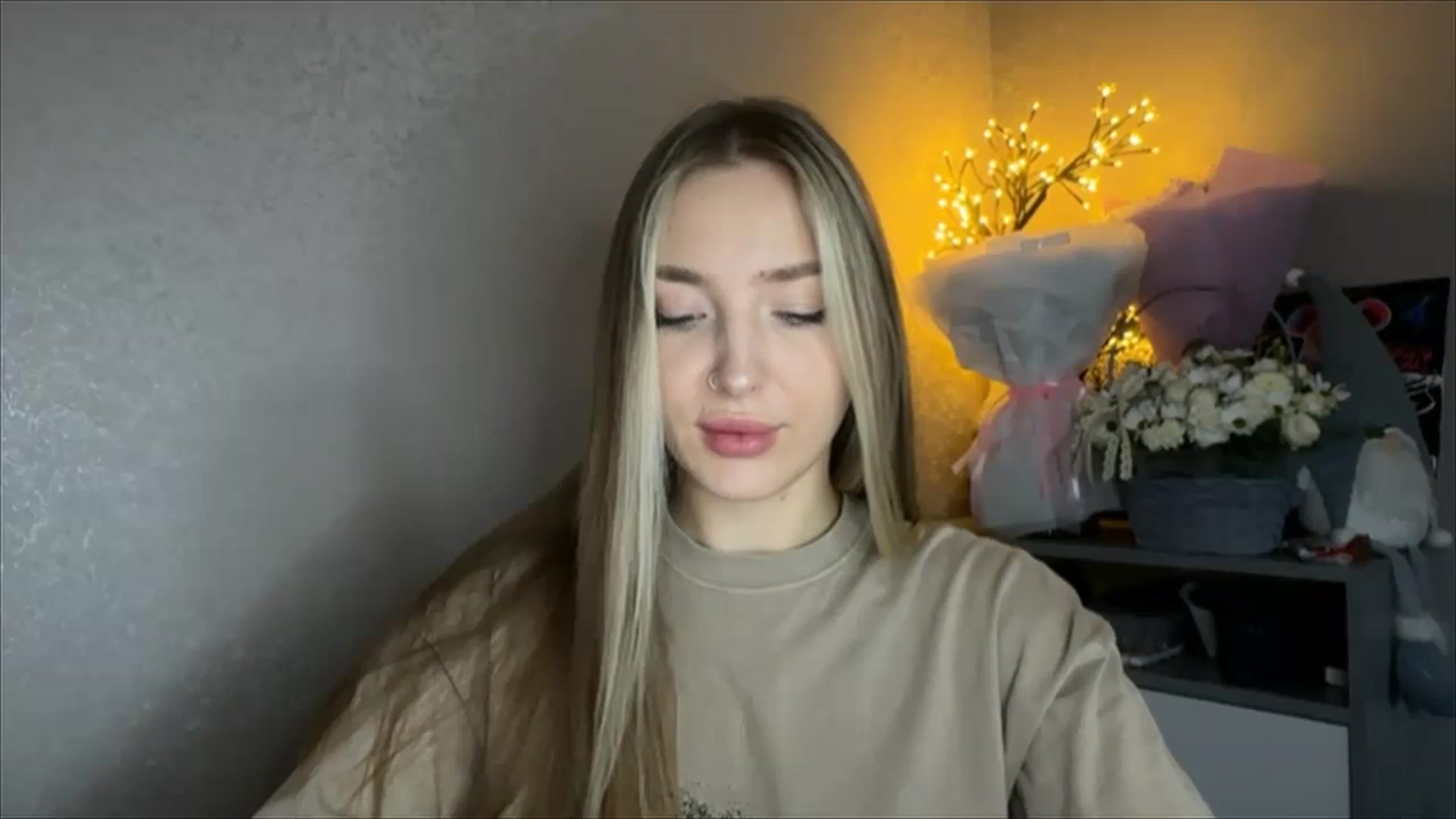 Gallery image thumbnail from My_Diana's myfreecams stream on, 11/07/2024, 15:04 image 9 of 20