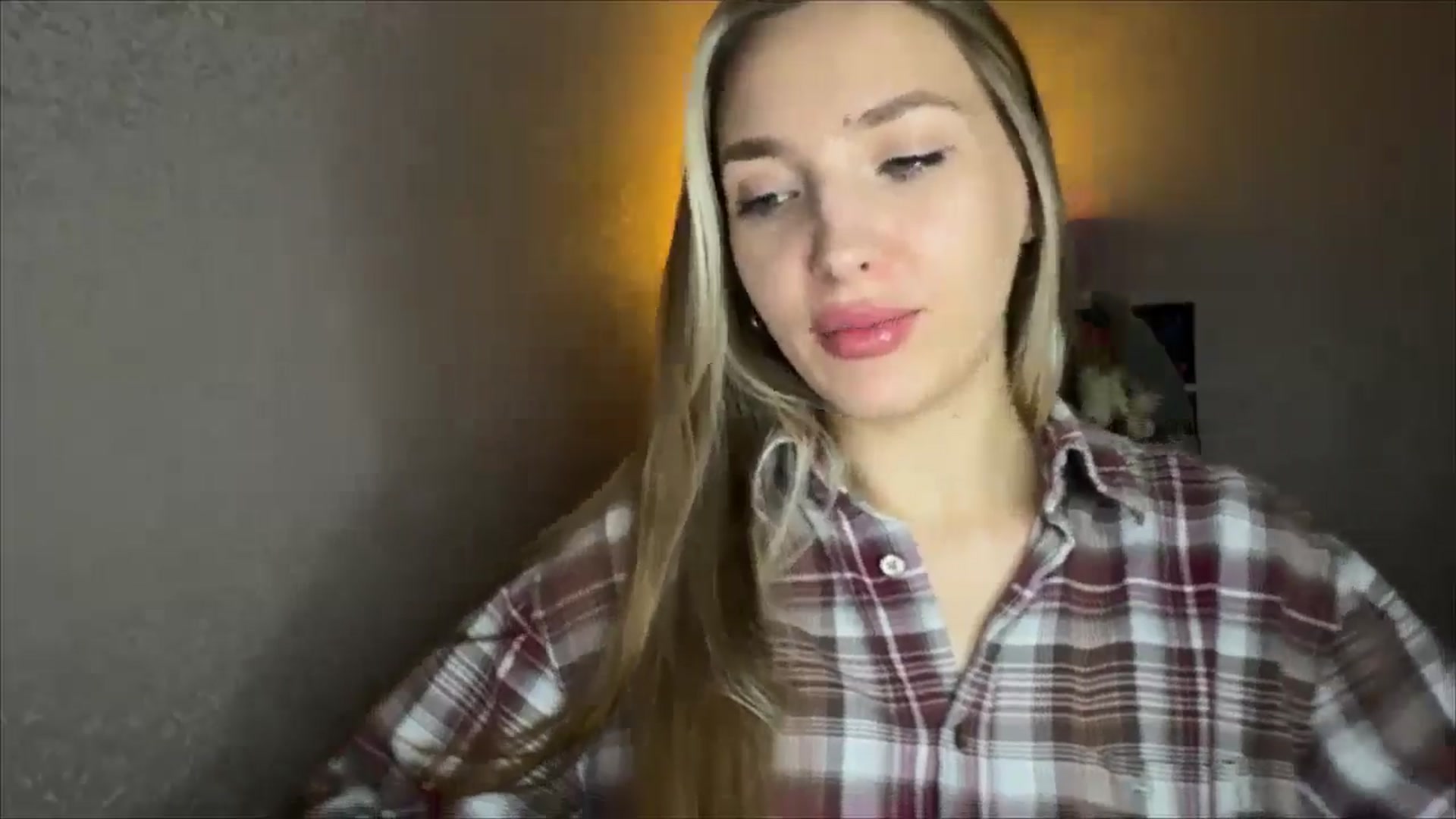 Gallery image thumbnail from My_Diana's myfreecams stream on, 11/07/2024, 22:27 image 4 of 20