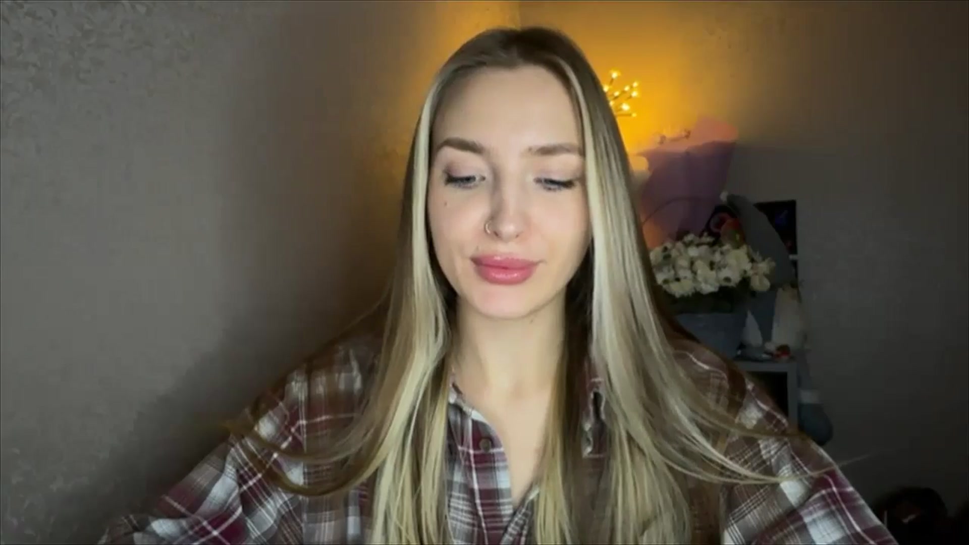 Gallery image thumbnail from My_Diana's myfreecams stream on, 11/07/2024, 22:27 image 8 of 20