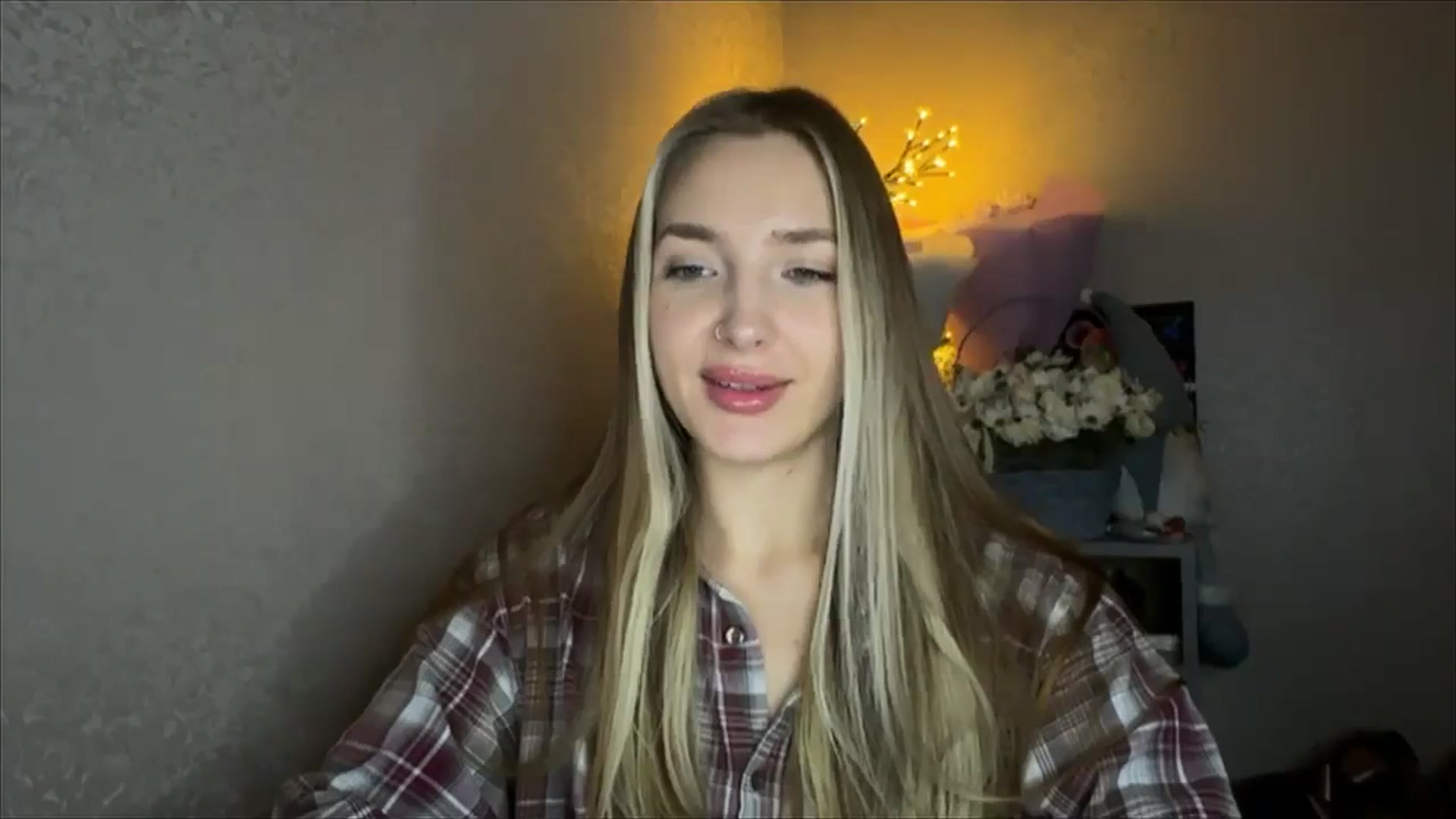 Gallery image thumbnail from My_Diana's myfreecams stream on, 11/07/2024, 22:27 image 9 of 20
