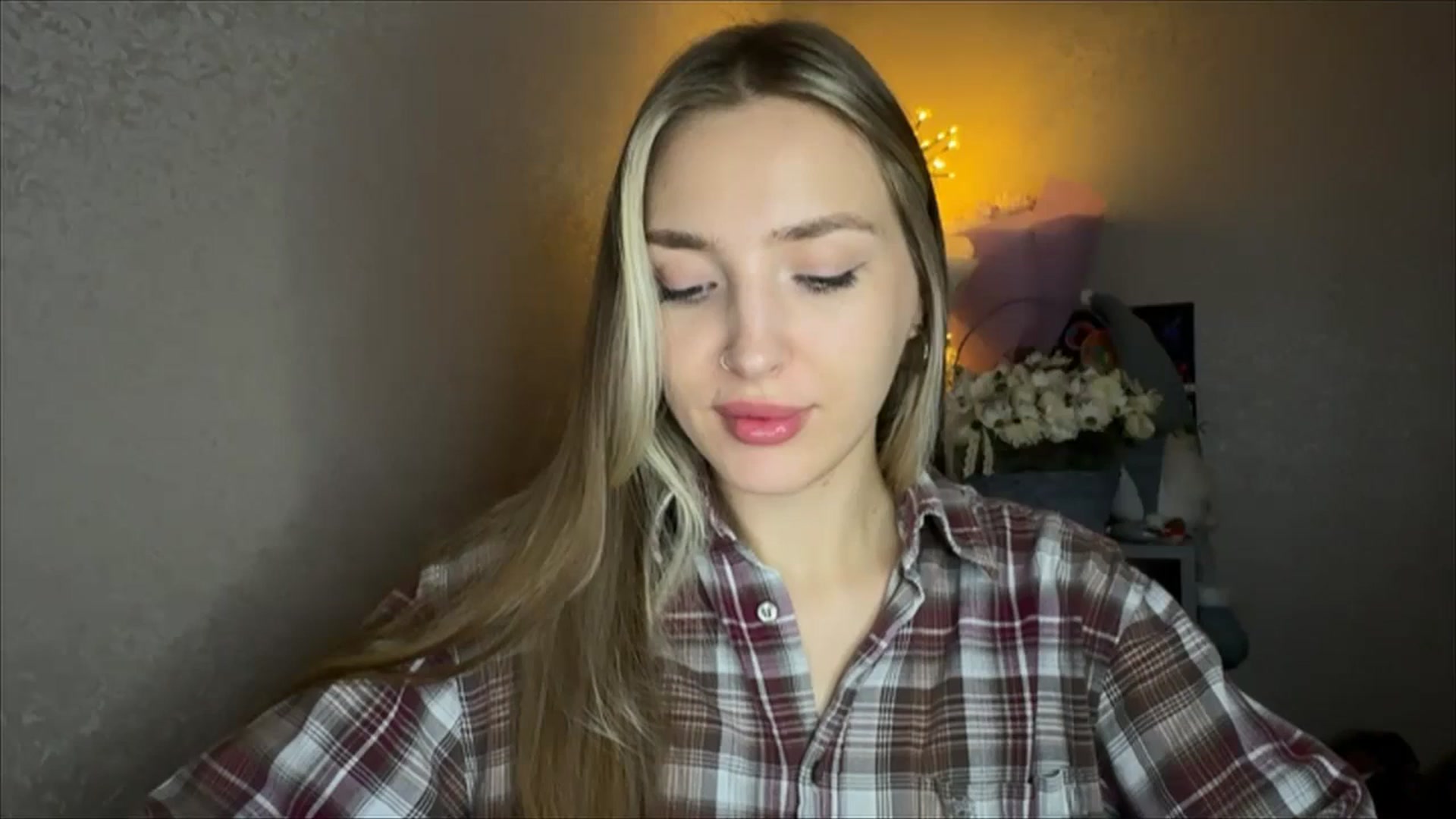 Gallery image thumbnail from My_Diana's myfreecams stream on, 11/07/2024, 22:27 image 3 of 20