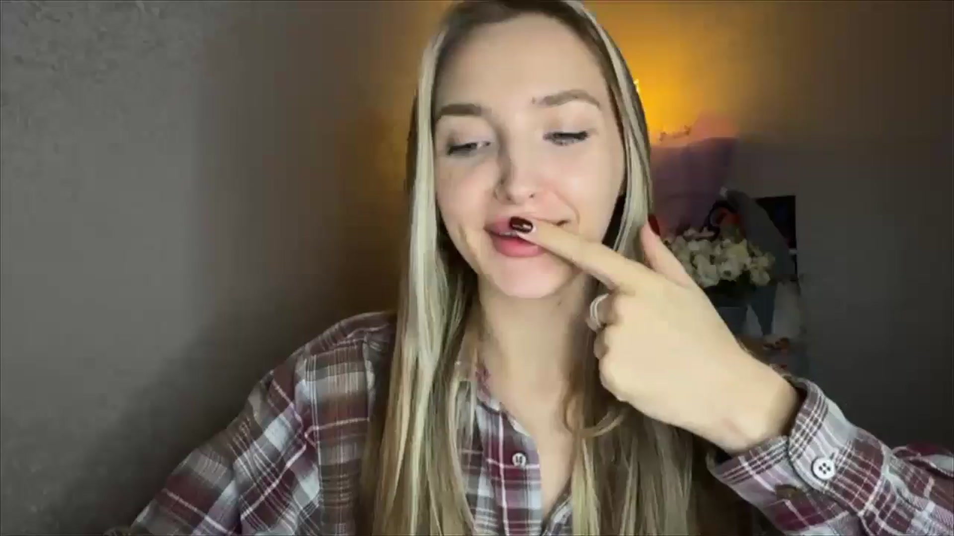 Gallery image thumbnail from My_Diana's myfreecams stream on, 11/07/2024, 22:27 image 18 of 20