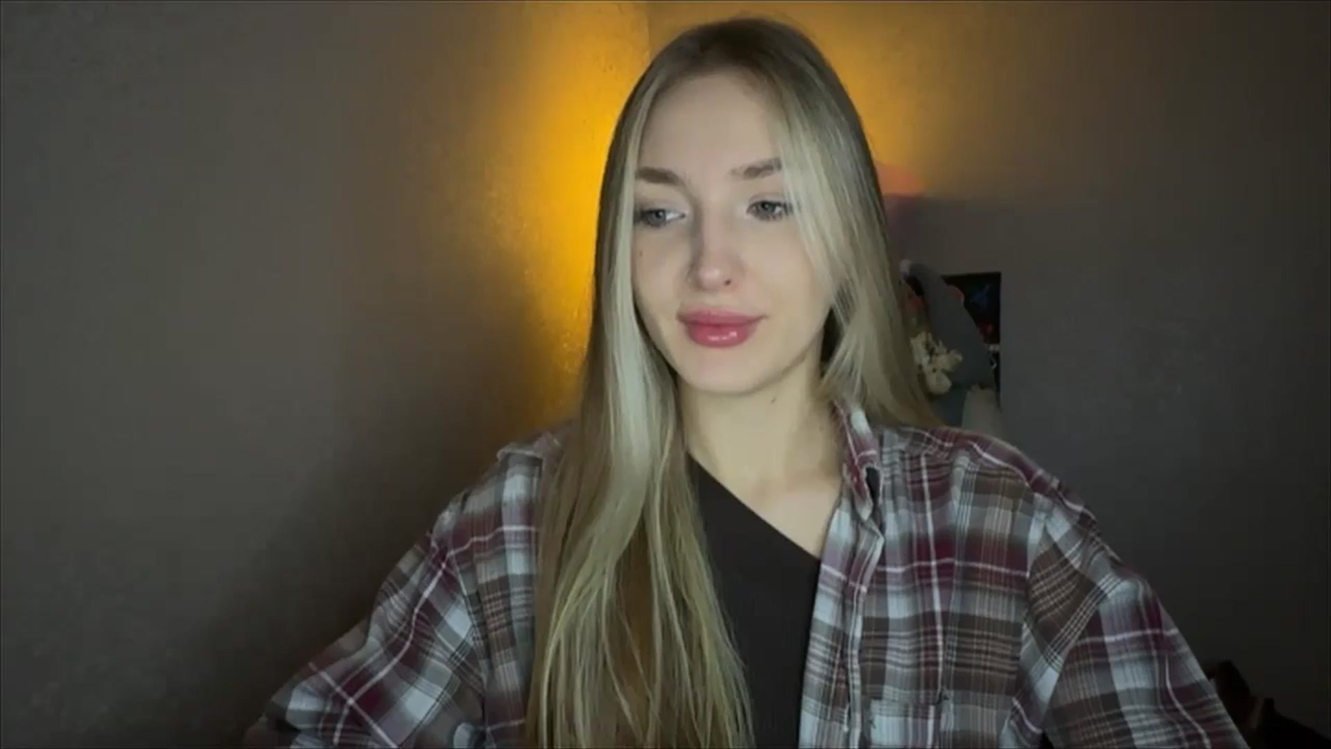 Gallery image thumbnail from My_Diana's myfreecams stream on, 11/08/2024, 14:26 image 8 of 20