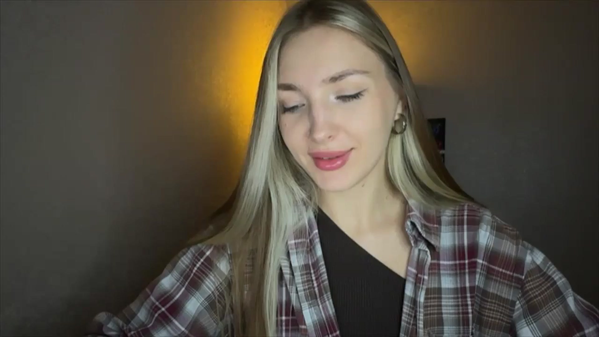 Gallery image thumbnail from My_Diana's myfreecams stream on, 11/08/2024, 15:04 image 1 of 20