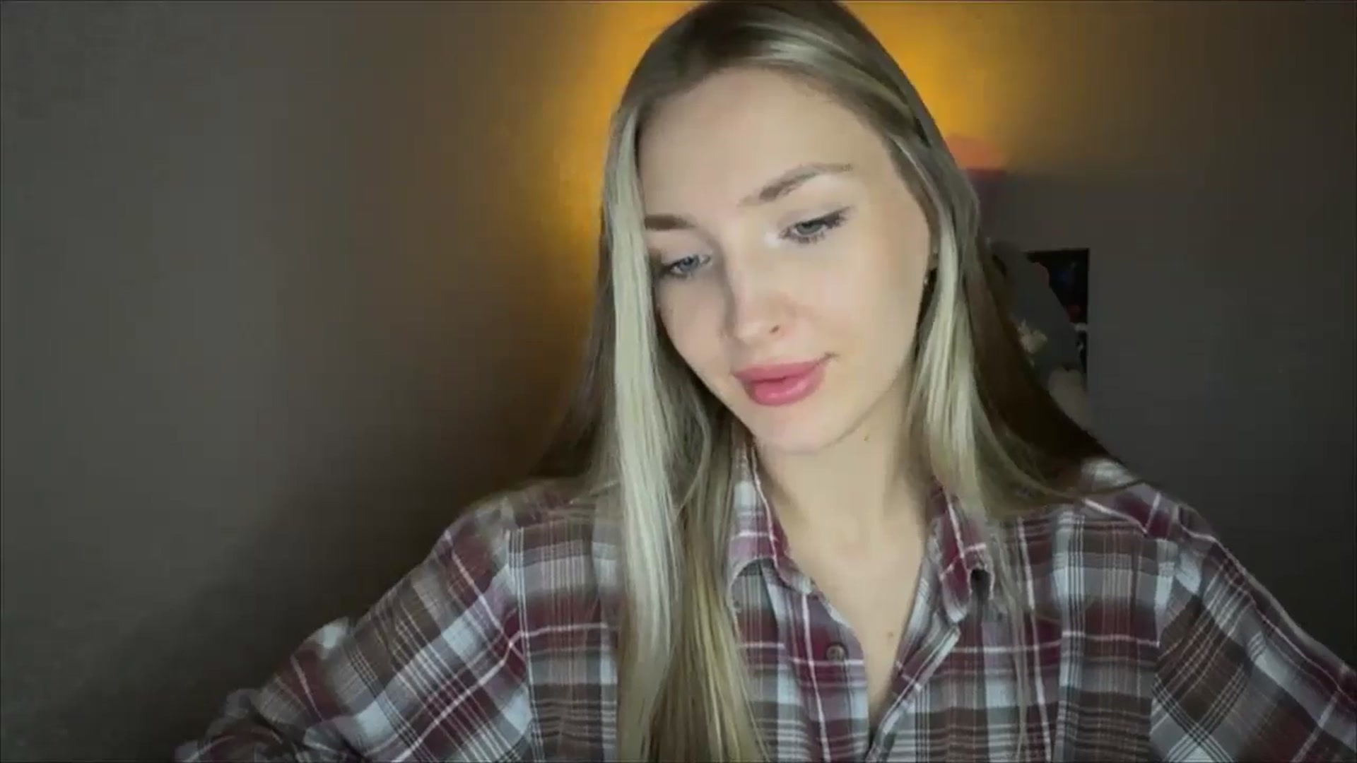 Gallery image thumbnail from My_Diana's myfreecams stream on, 11/08/2024, 16:03 image 16 of 20