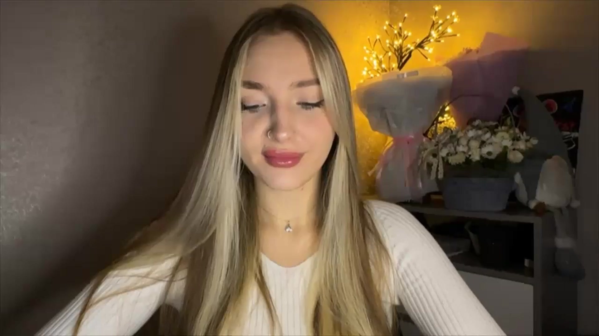 Gallery image thumbnail from My_Diana's myfreecams stream on, 11/09/2024, 13:53 image 9 of 20