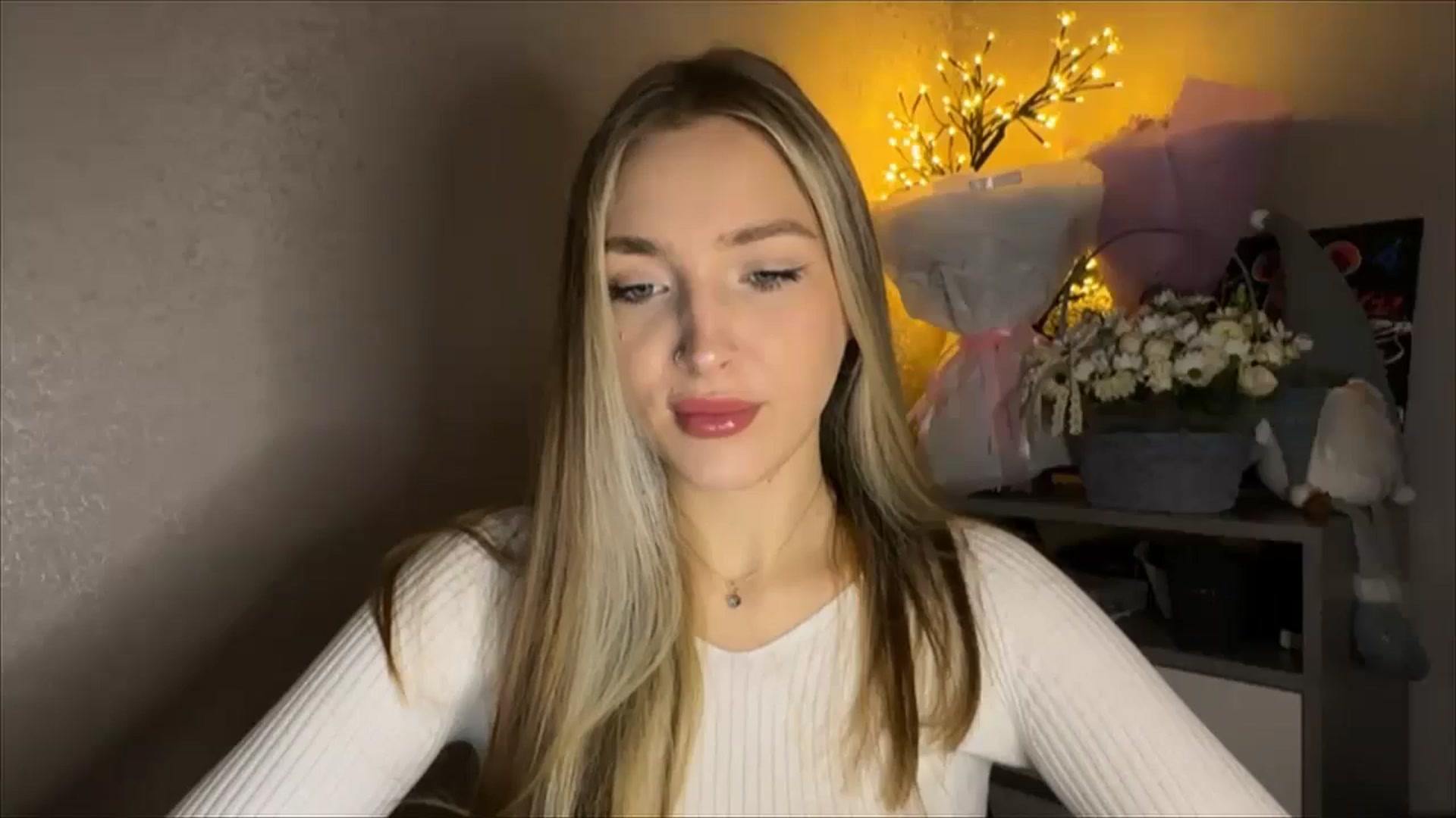 Gallery image thumbnail from My_Diana's myfreecams stream on, 11/09/2024, 13:53 image 13 of 20