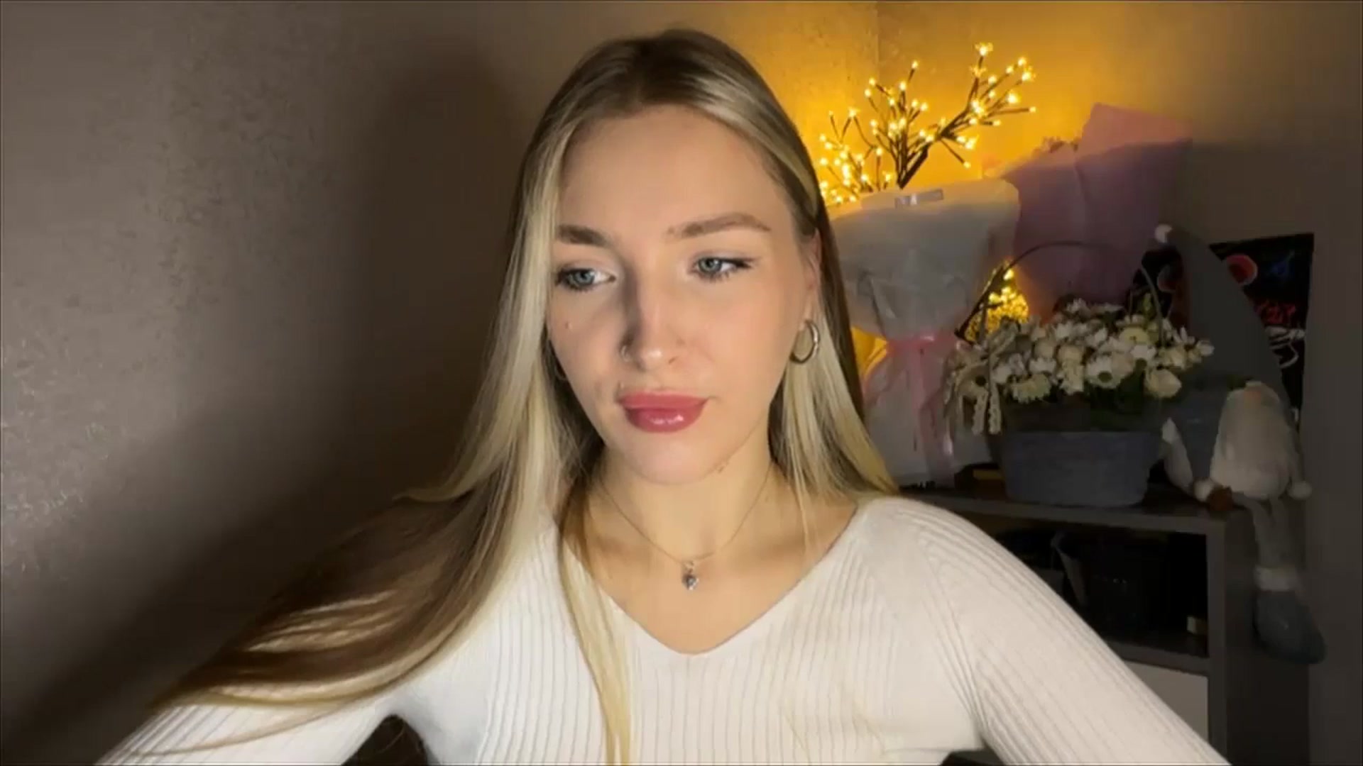 Gallery image thumbnail from My_Diana's myfreecams stream on, 11/09/2024, 13:53 image 16 of 20