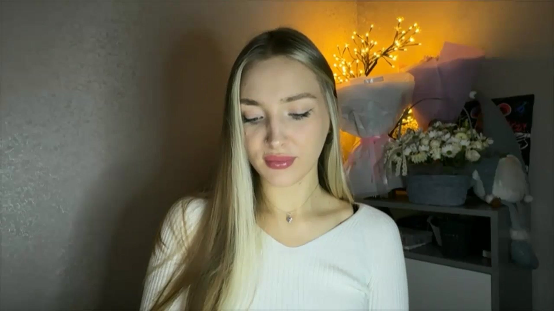Gallery image thumbnail from My_Diana's myfreecams stream on, 11/09/2024, 14:31 image 7 of 20