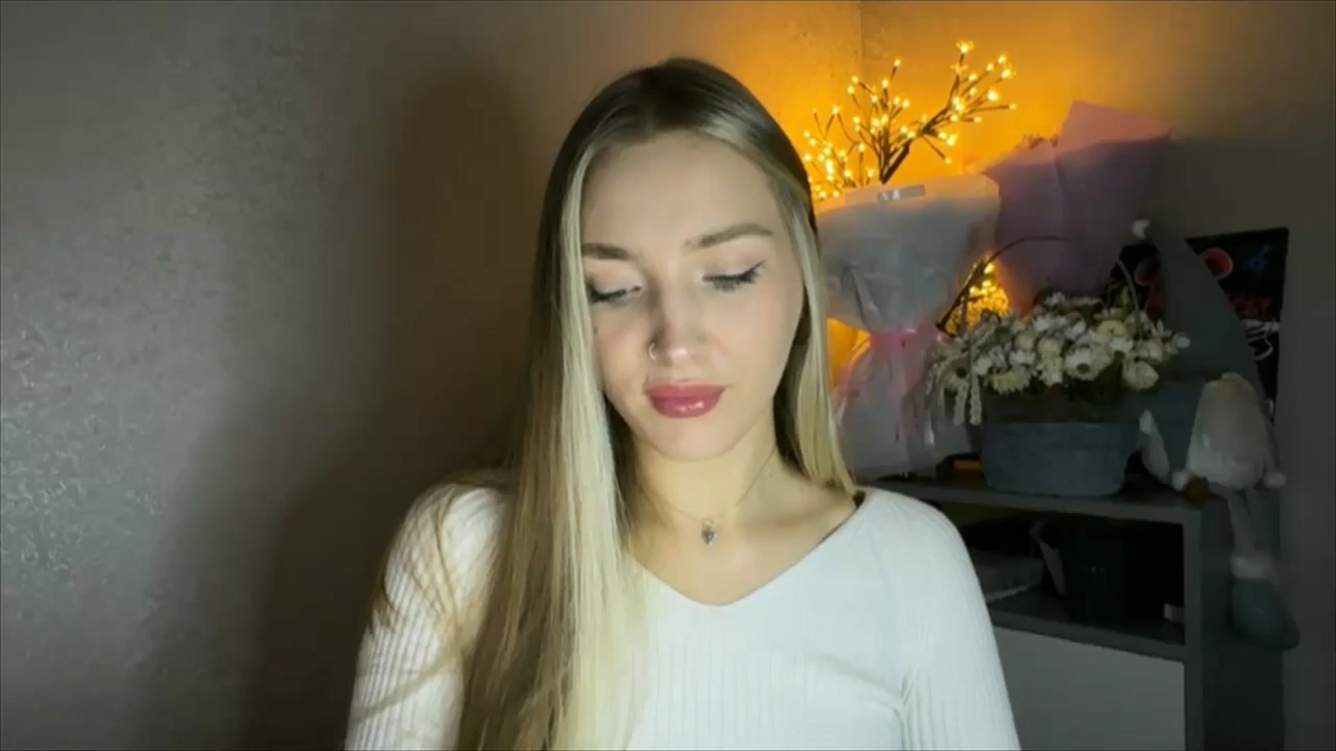 Gallery image thumbnail from My_Diana's myfreecams stream on, 11/09/2024, 14:31 image 8 of 20