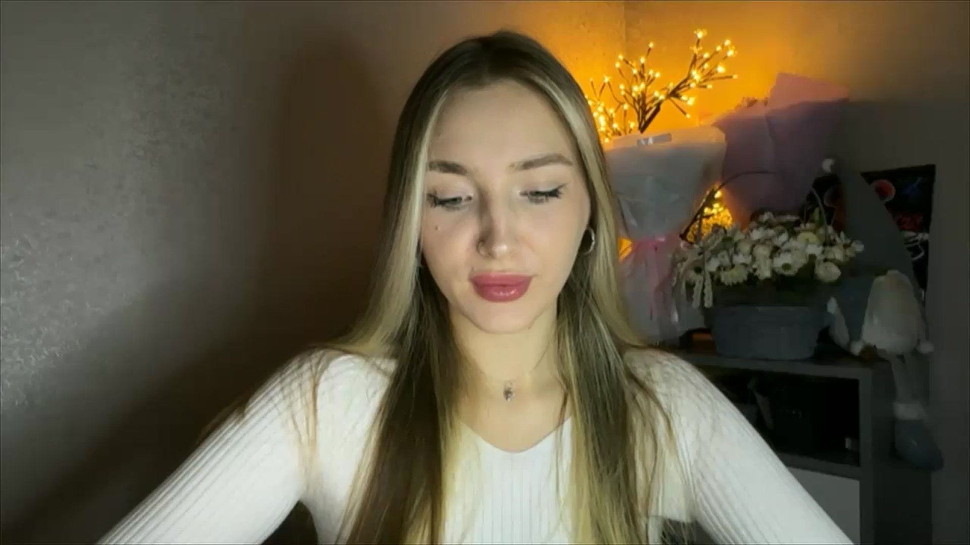 Gallery image thumbnail from My_Diana's myfreecams stream on, 11/09/2024, 14:31 image 10 of 20