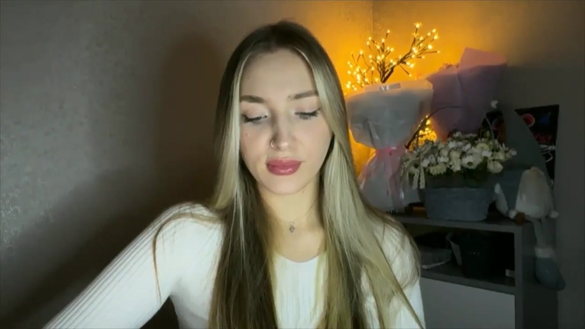 Gallery image thumbnail from My_Diana's myfreecams stream on, 11/09/2024, 14:31 image 18 of 20