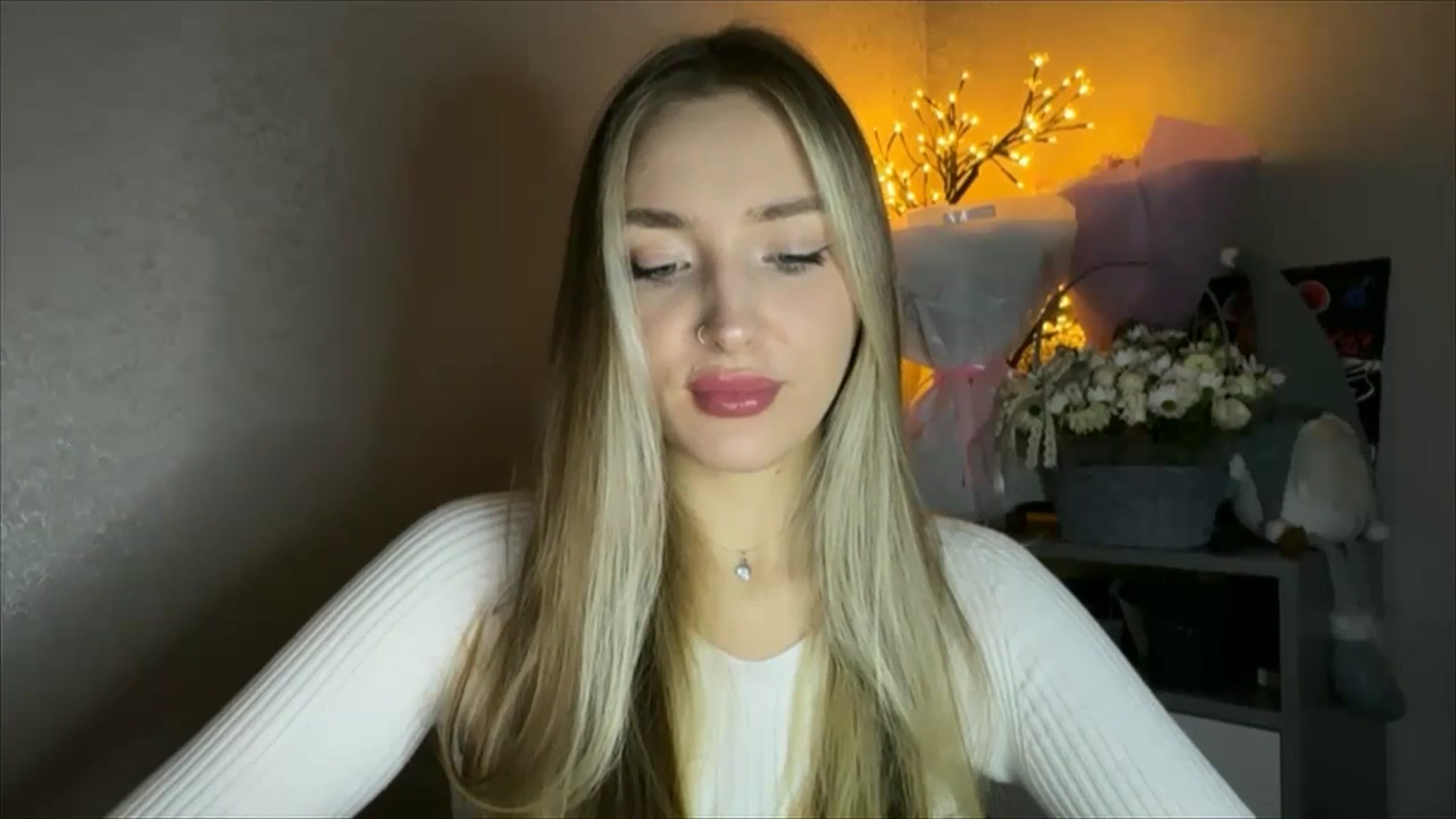 Gallery image thumbnail from My_Diana's myfreecams stream on, 11/09/2024, 14:31 image 15 of 20