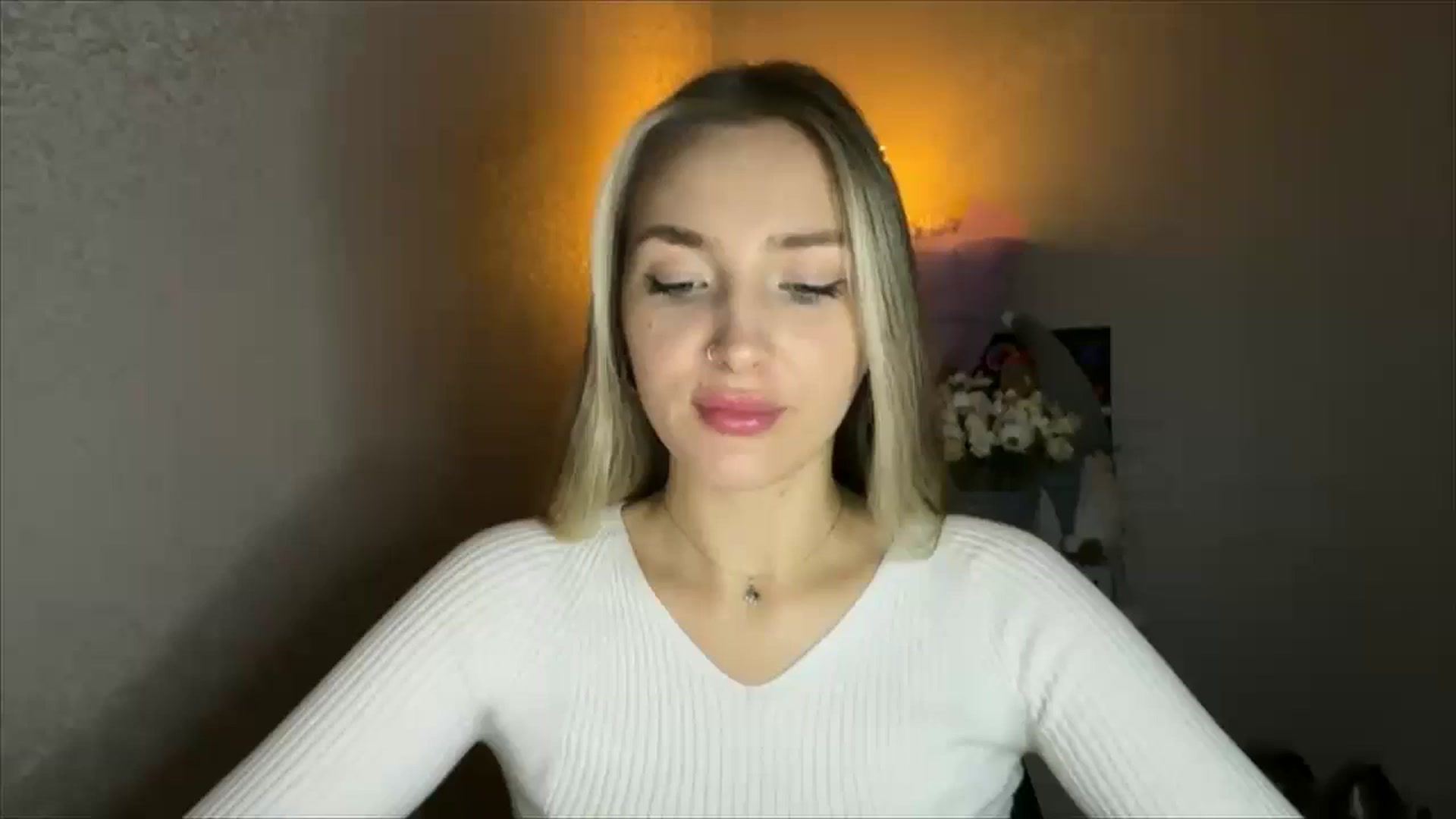 Gallery image thumbnail from My_Diana's myfreecams stream on, 11/09/2024, 20:49 image 12 of 20