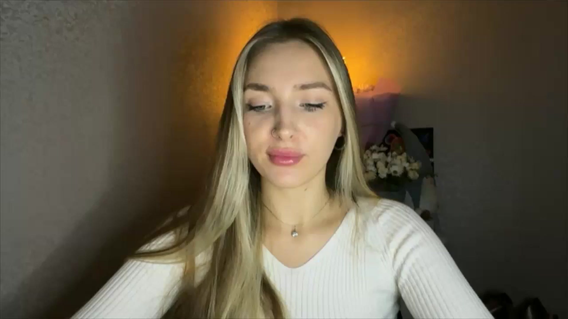 Gallery image thumbnail from My_Diana's myfreecams stream on, 11/09/2024, 20:49 image 10 of 20