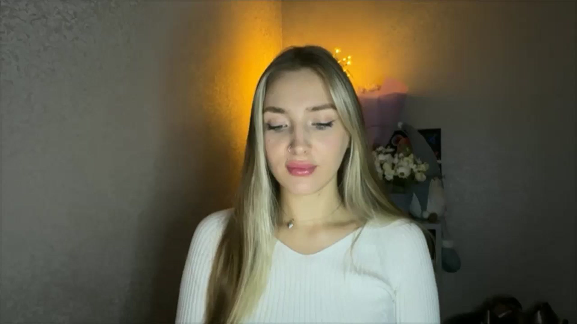 Gallery image thumbnail from My_Diana's myfreecams stream on, 11/09/2024, 20:59 image 17 of 20