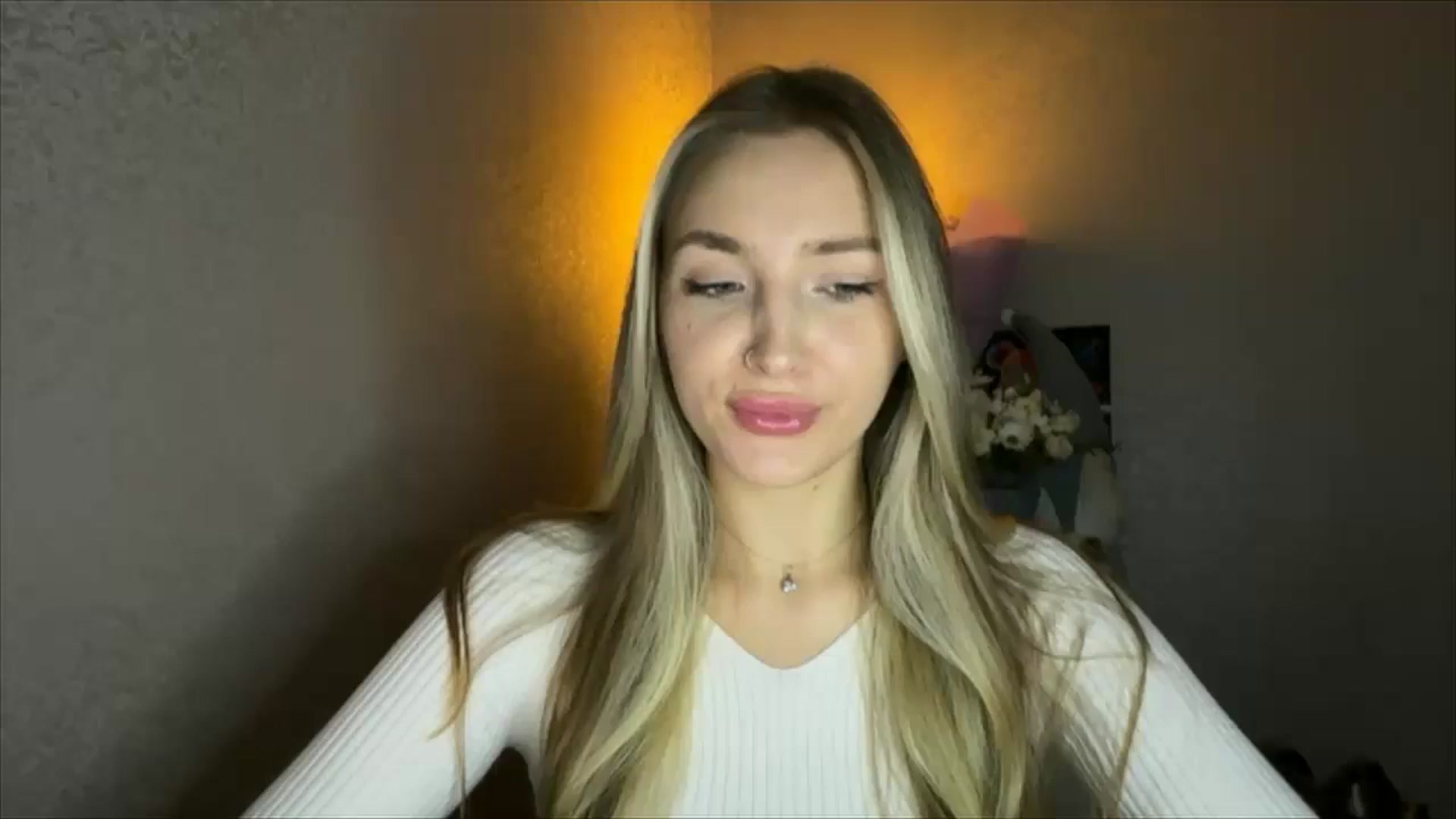 Gallery image thumbnail from My_Diana's myfreecams stream on, 11/09/2024, 20:59 image 12 of 20